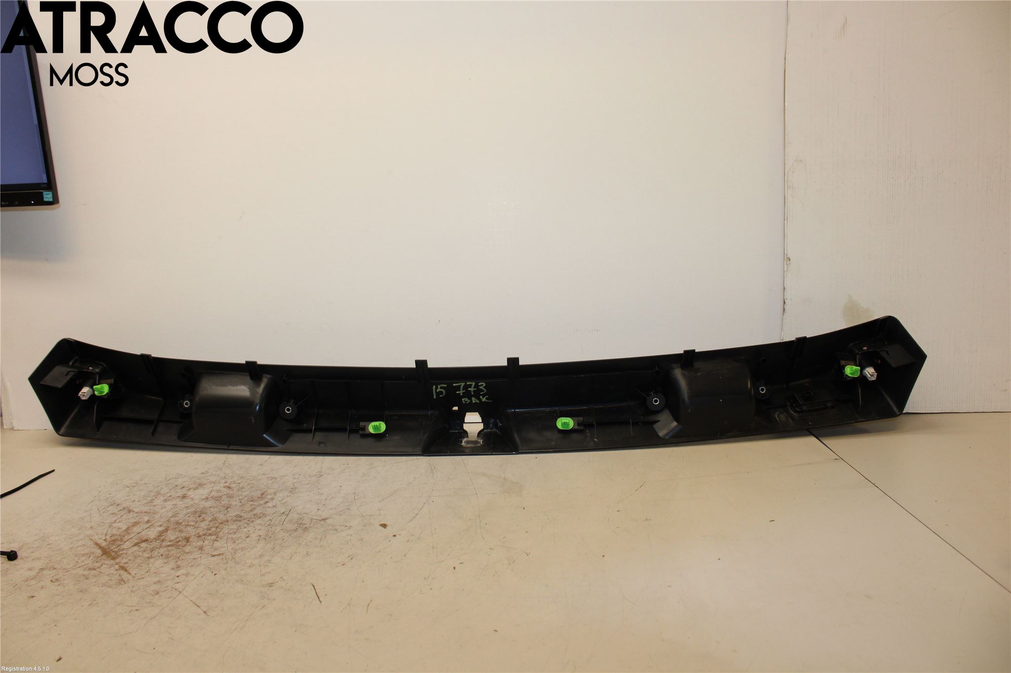 Mercedes-Benz MB E-KLASS (W212) 09-16 Innr Bakluketrekk