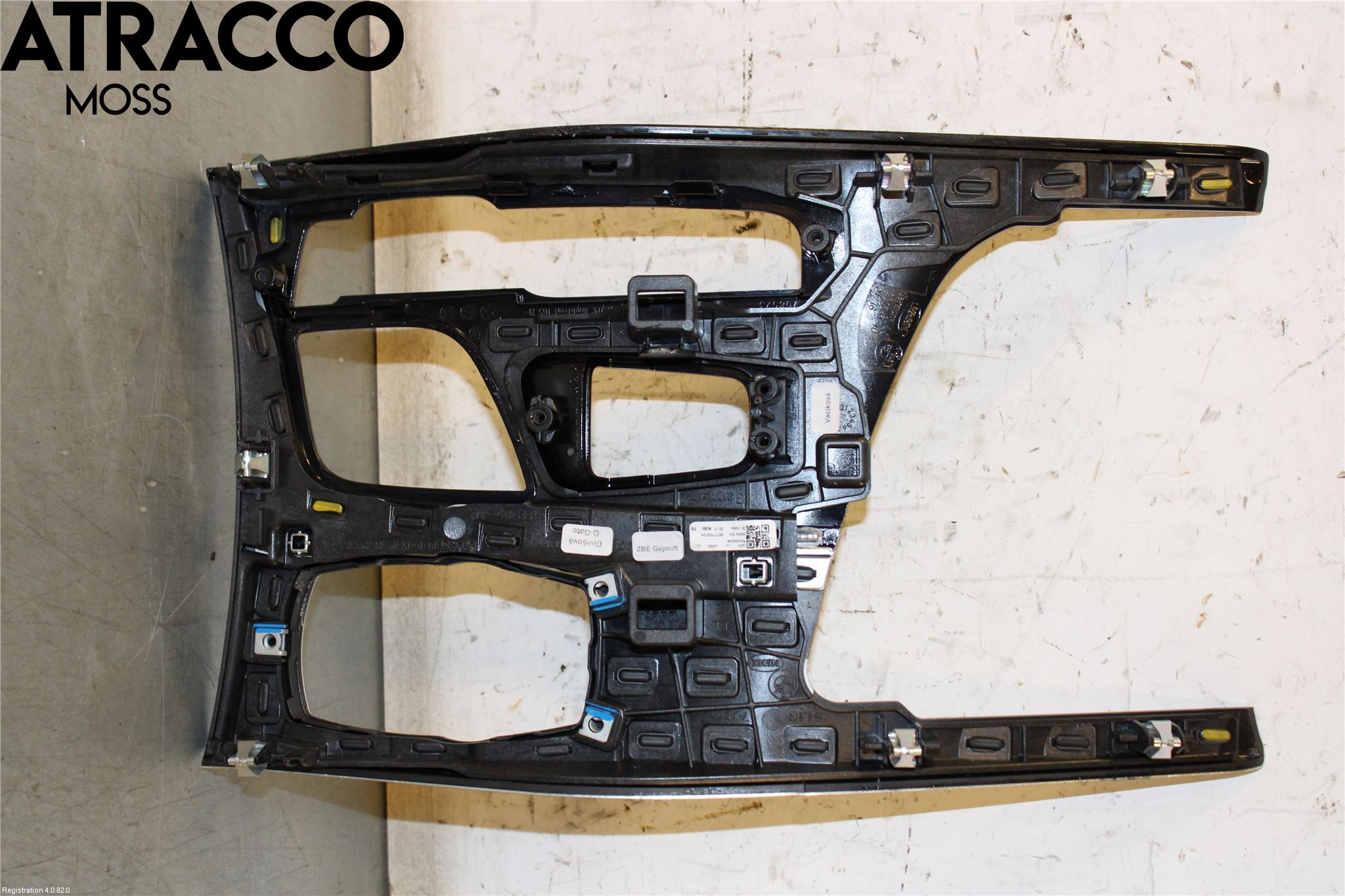 BMW 5 G30/G31/F90 17-23 Instrumentkonsoll Midt