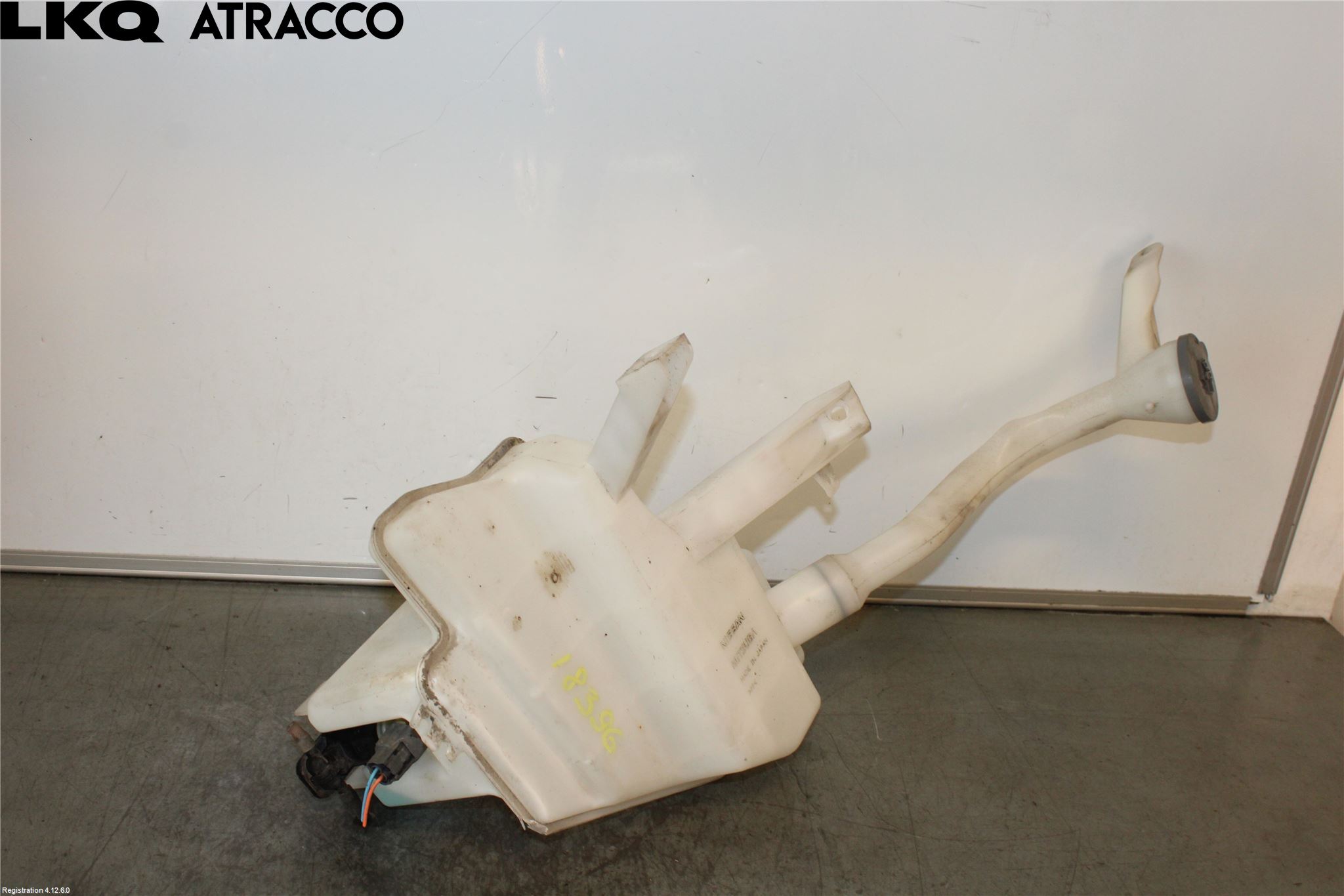 Nissan LEAF 18- Spylerbeholder Frontrute