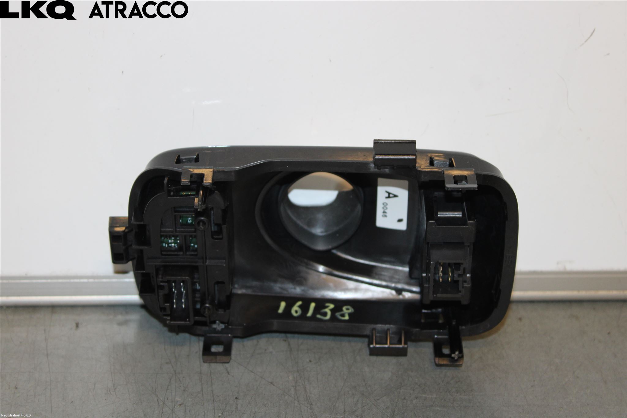 Mitsubishi OUTLANDER 13-21 Inredning Sarg Växelspak