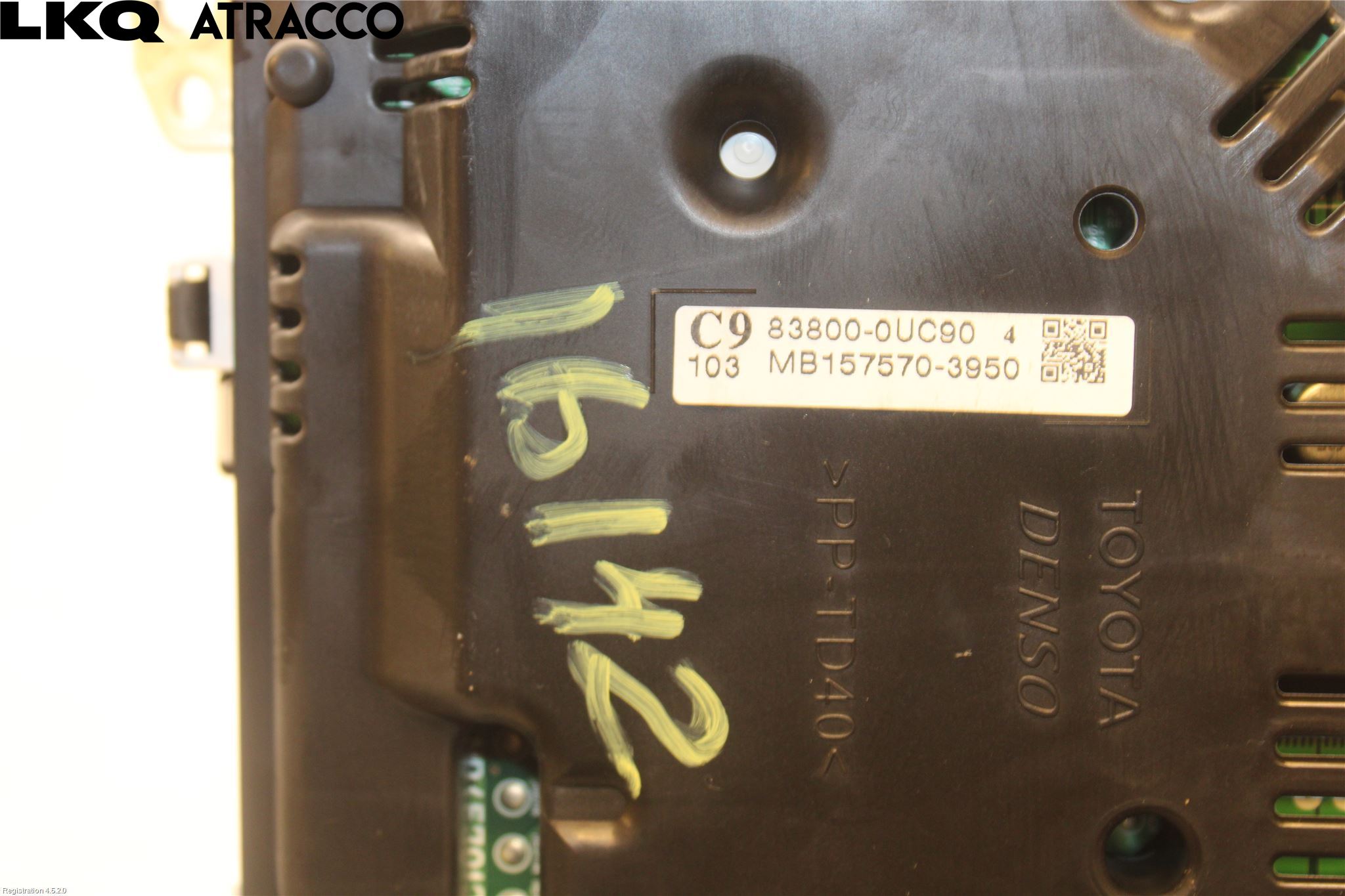 Toyota YARIS XP130 15-20 Instr Kombinert