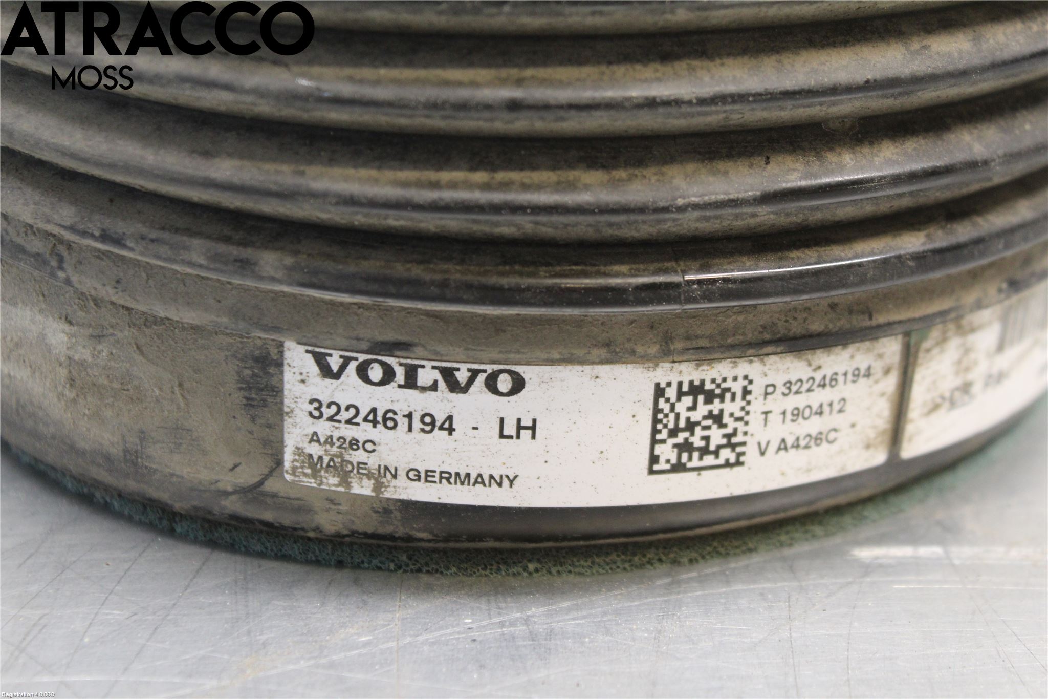 Volvo XC90/RECHARGE 16- Fjæring Hydraulikklokke Bak