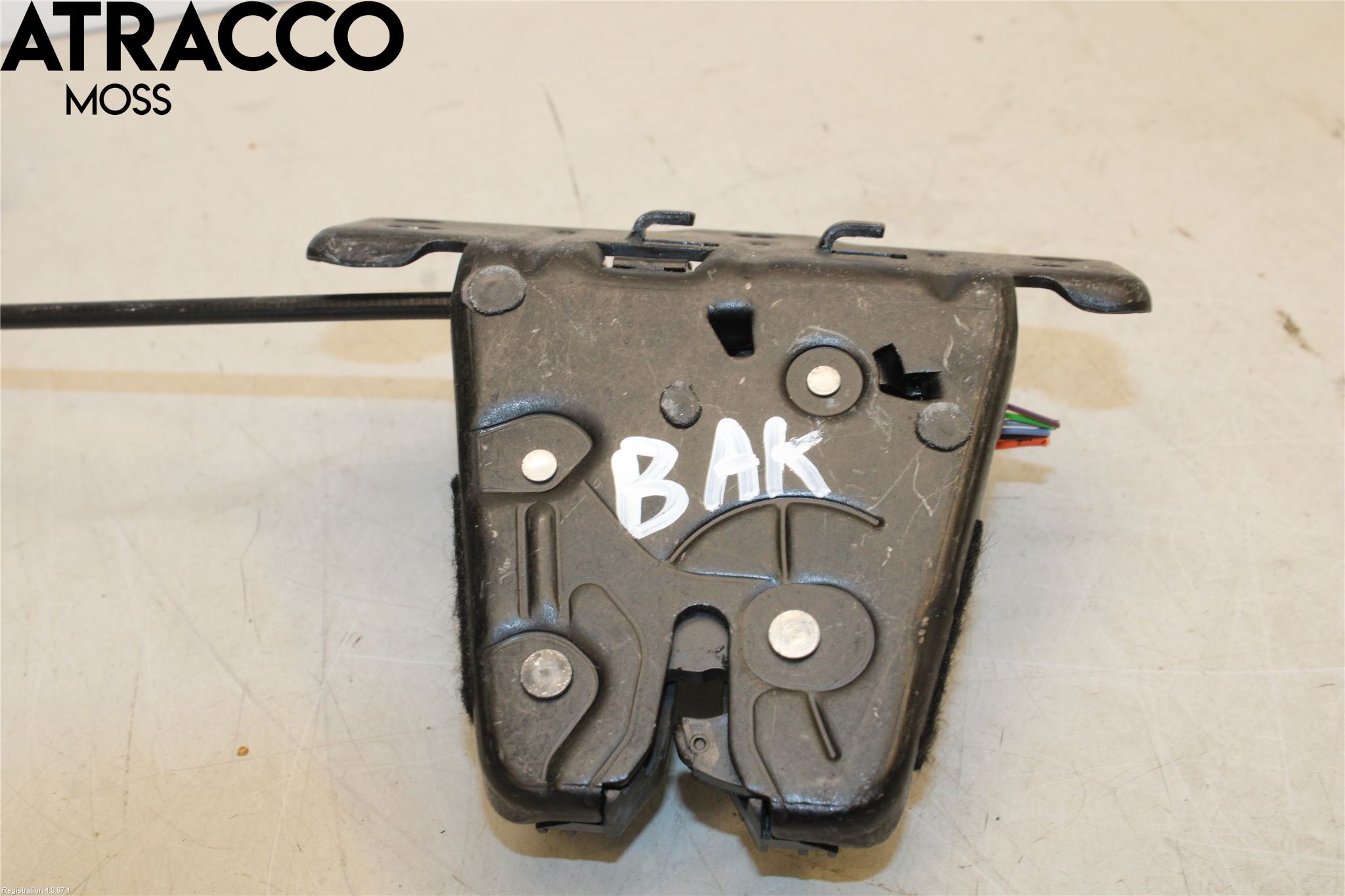 Volvo XC40/RECHARGE 18- Bakluke-Lokk Låsekasse