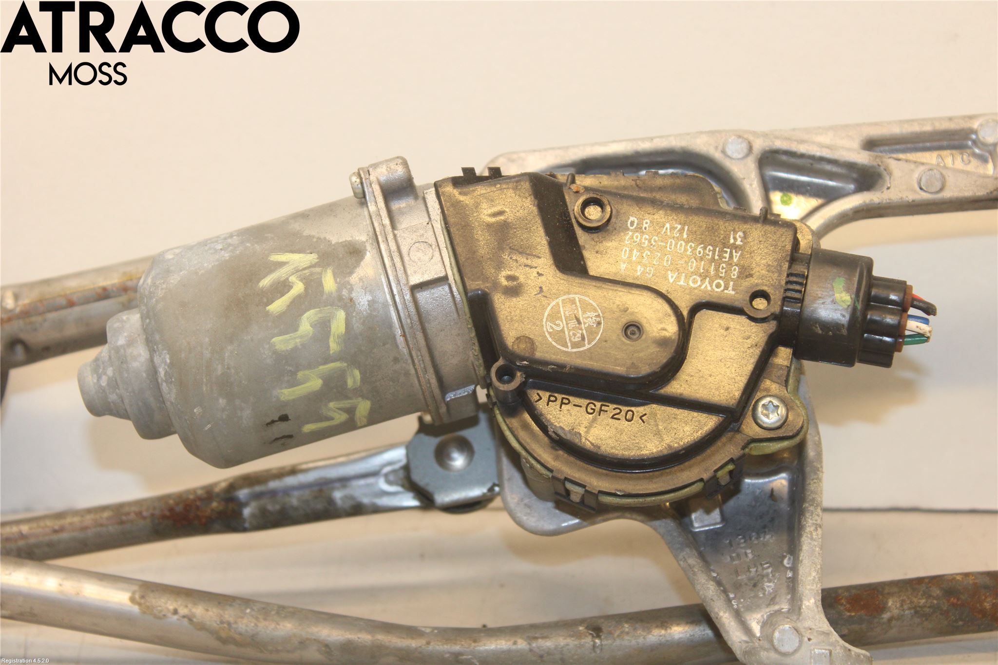 Toyota AURIS 13-19 Viskermotor Frontrute