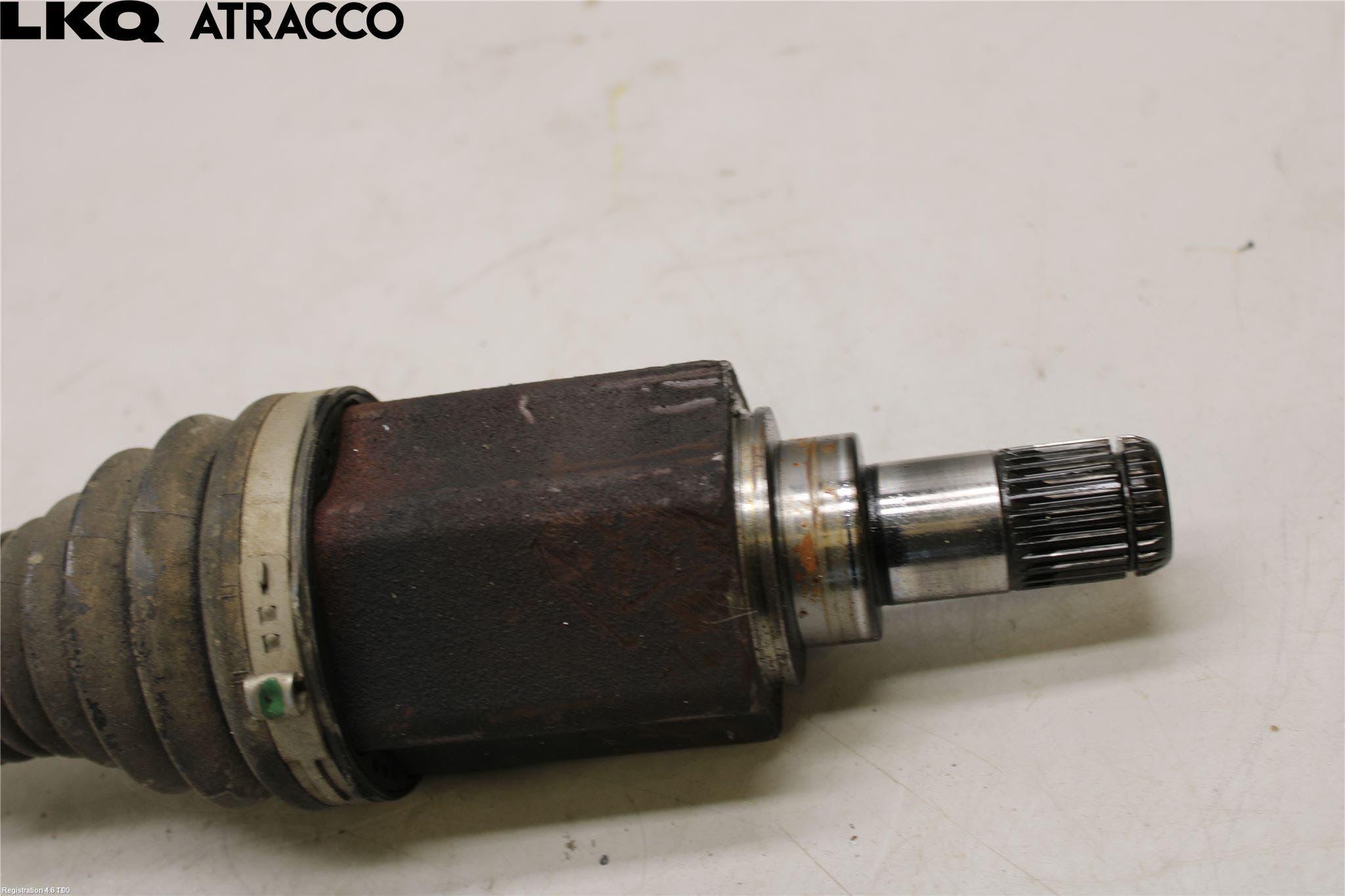 BMW 4 F32/F33/F82/F83 13-20 Drivaksel Foran Kompl Venstre