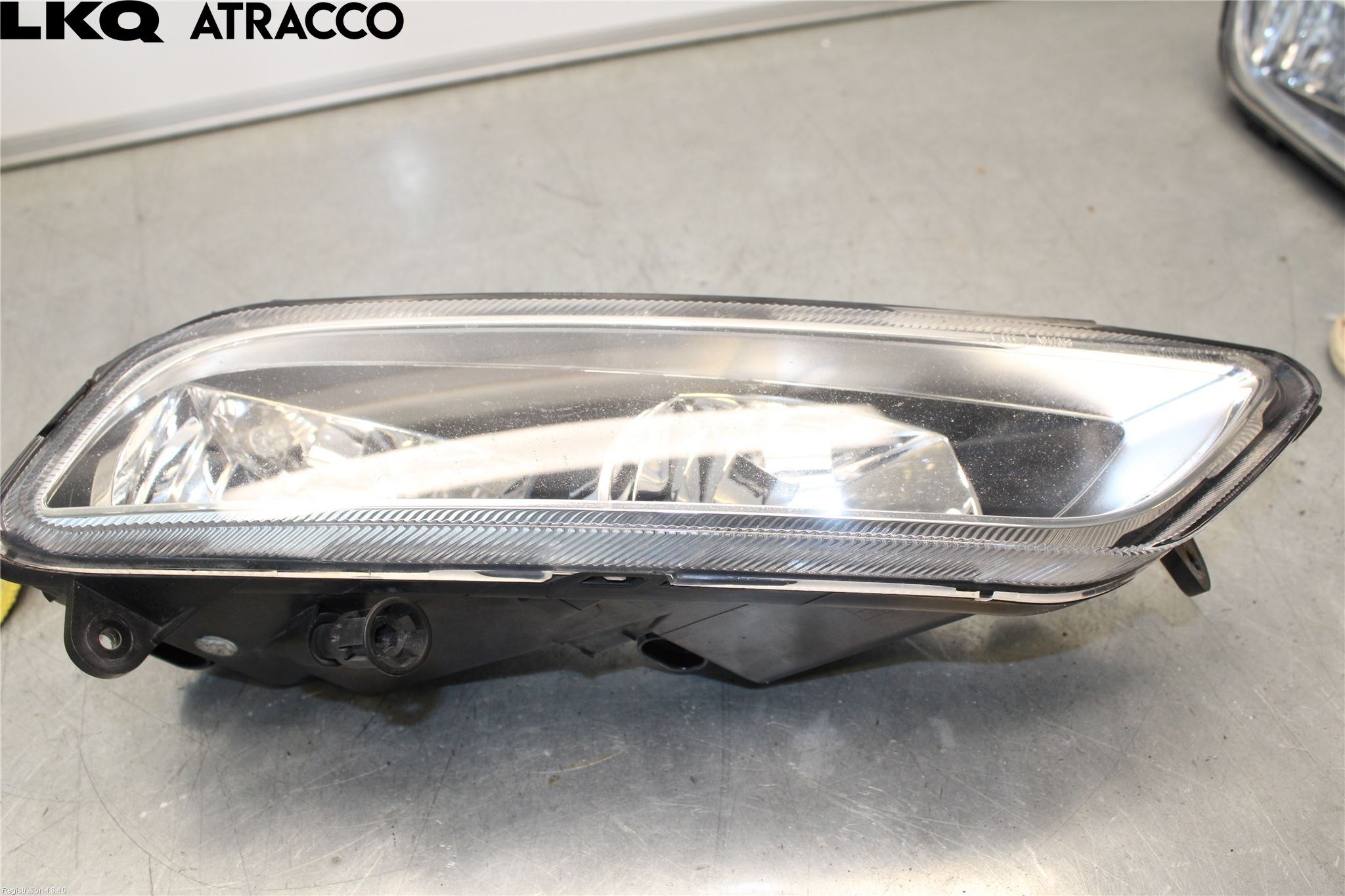 Volkswagen VW PASSAT 15-19 Frontlykt-Kurve-Tåkelys