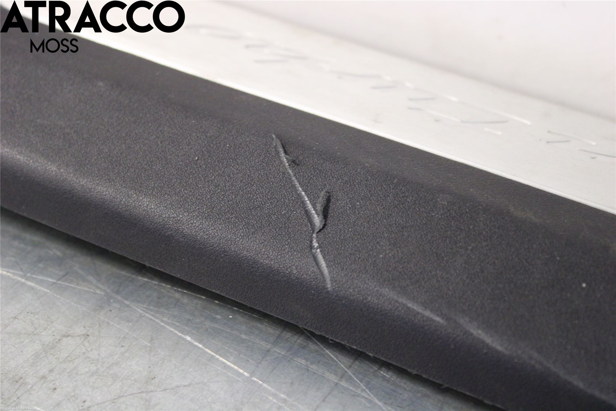 Porsche TAYCAN 20- Innr Terskel Innstigning