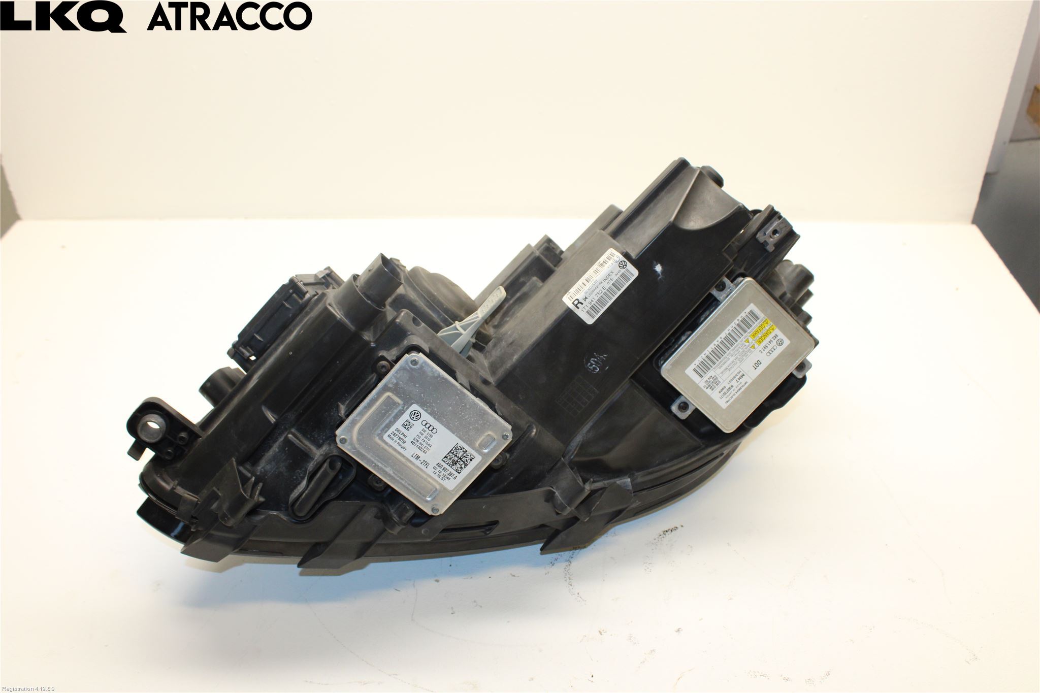 Volkswagen VW TOURAN 10-15 Frontlykt Høyre