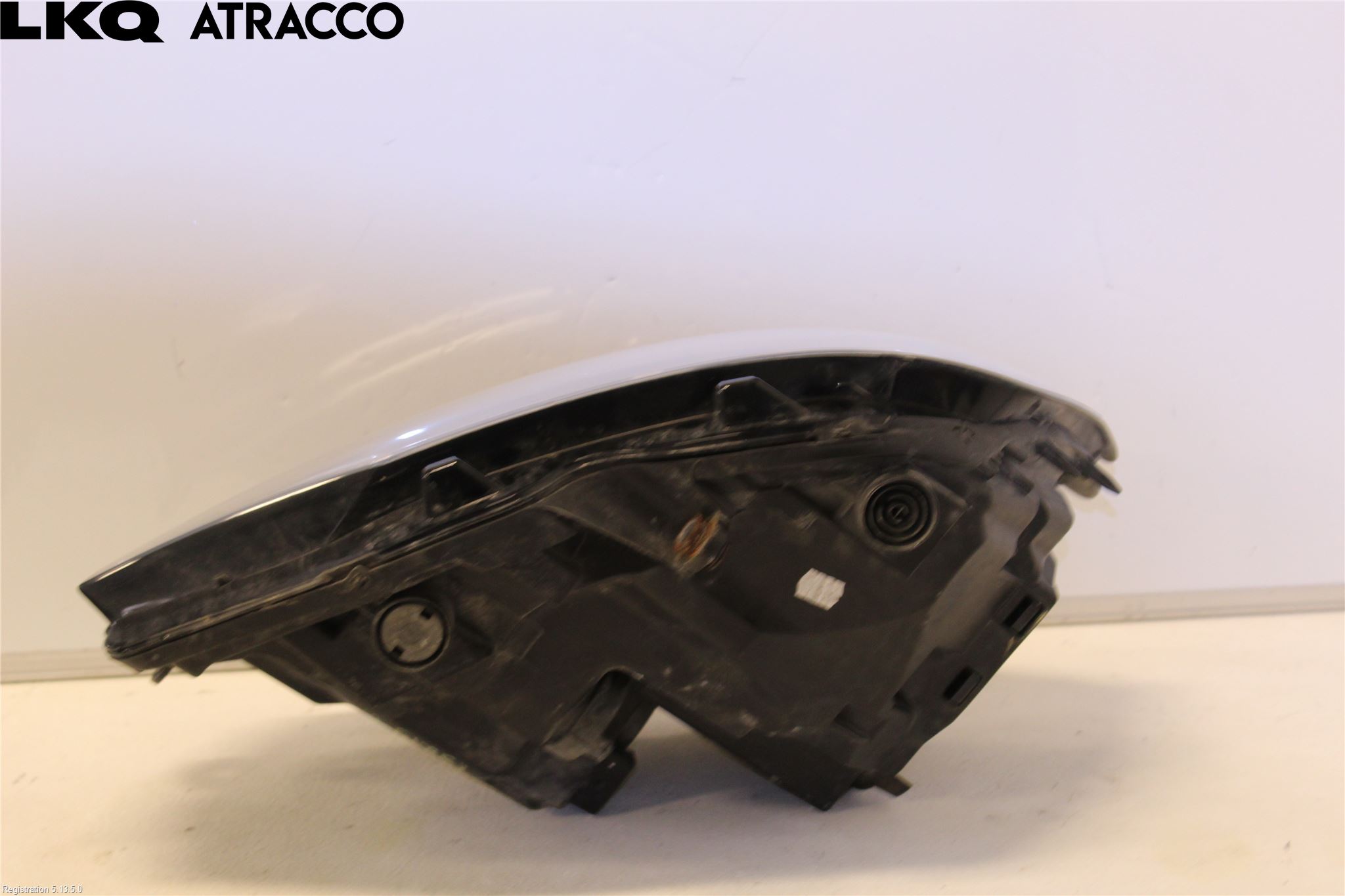 Volkswagen VW TRANSP/CARAVELLE (T6) 16-22 Frontlykt Venstre