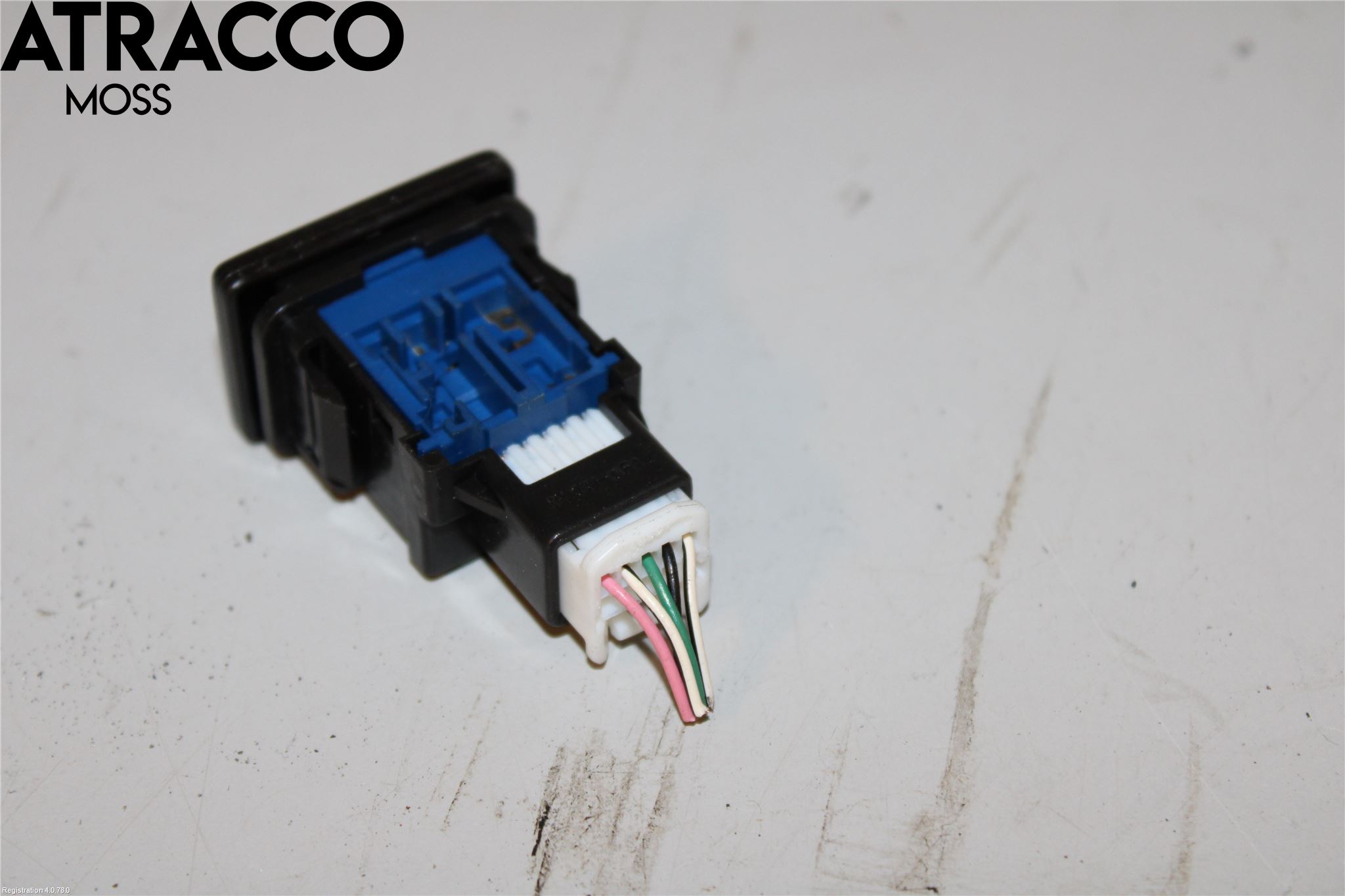 Toyota C-HR 16-23 Bryter Øvrig