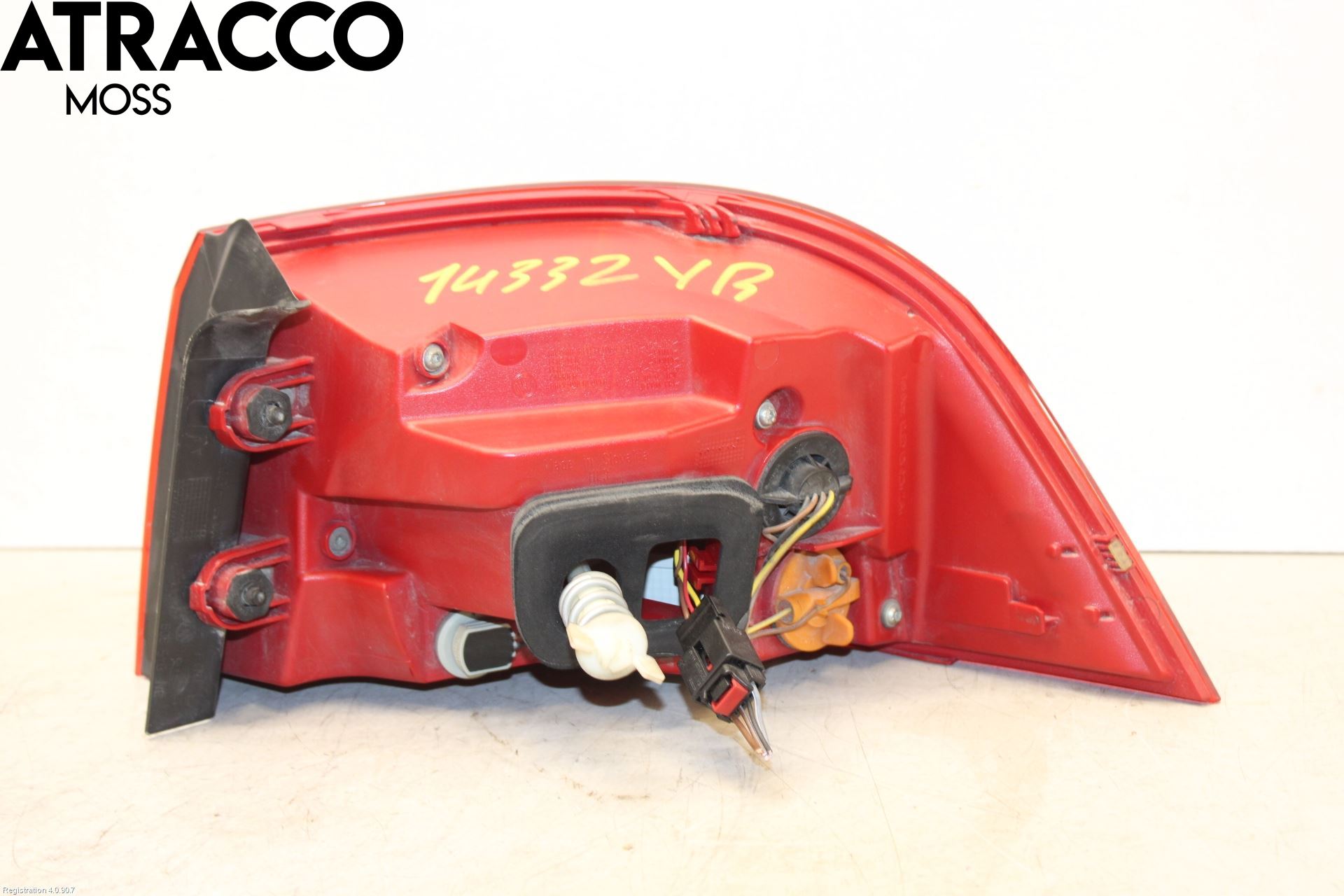 Volkswagen VW PASSAT 11-14 Baklykt Venstre