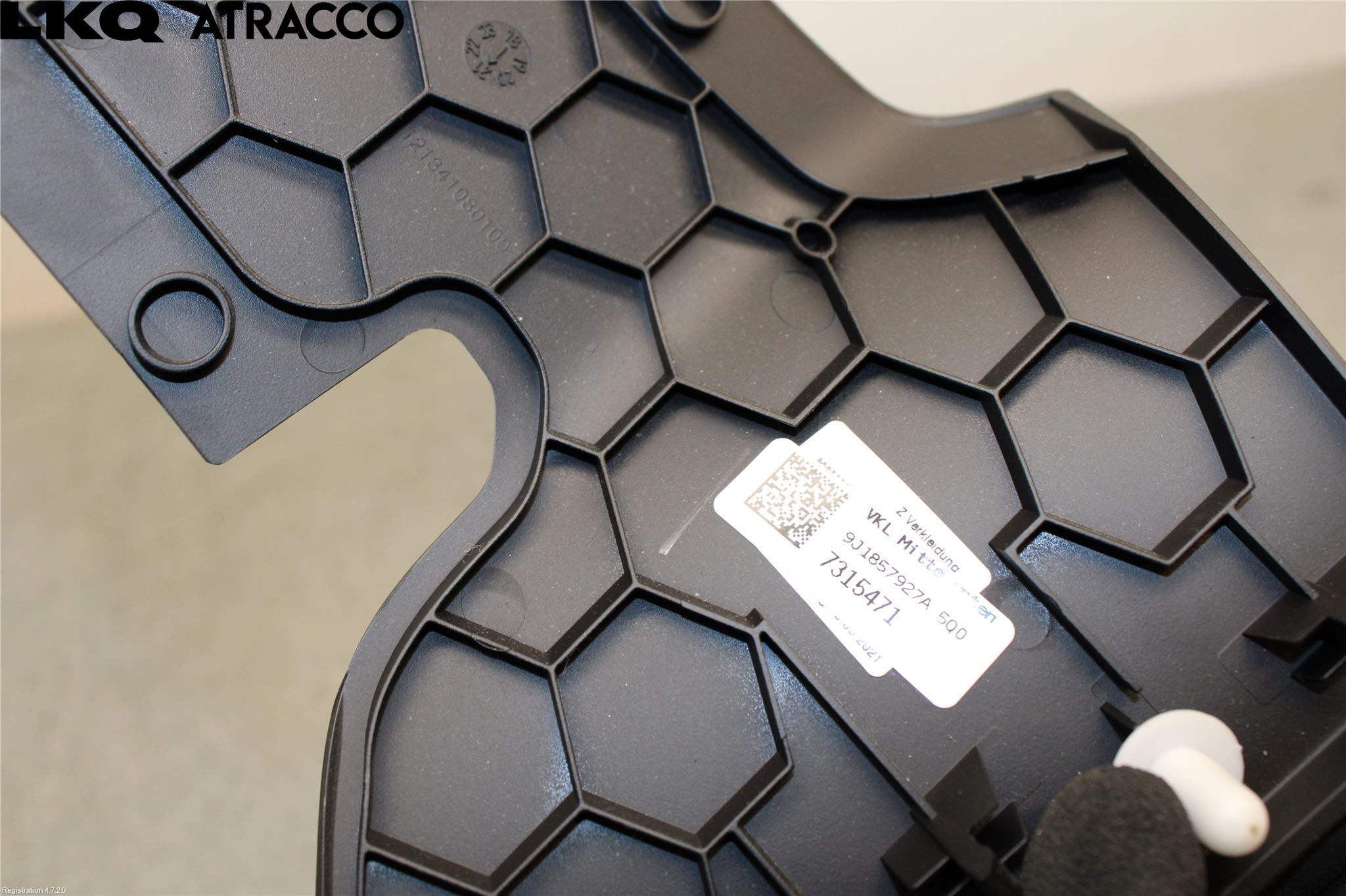 Porsche TAYCAN 20- Innr Dashbord Sparkeplate