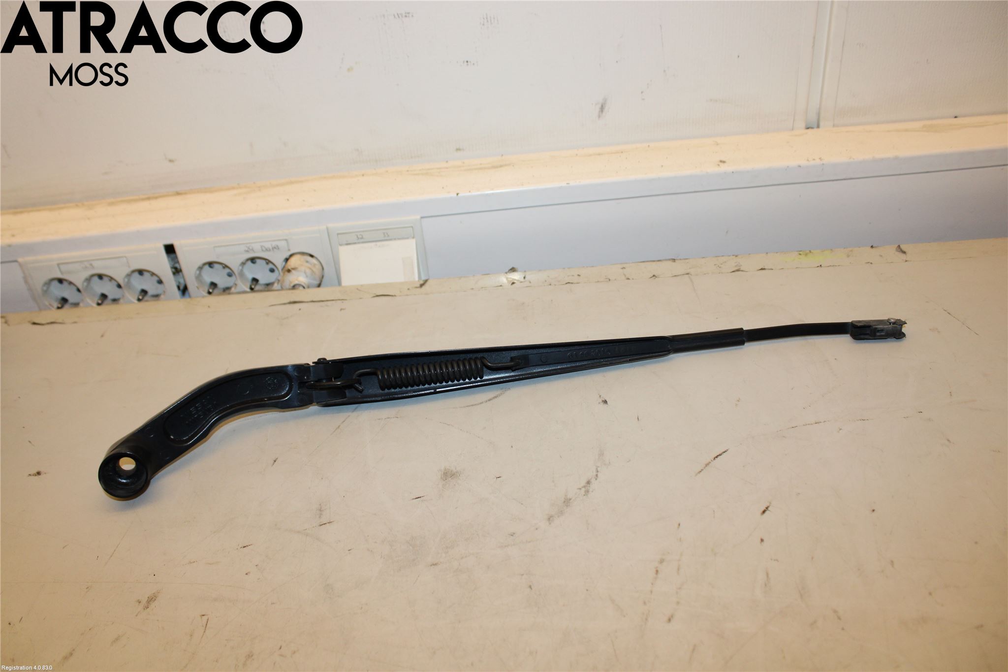 Nissan LEAF 11-17 Viskerarm-Armer Frontrute