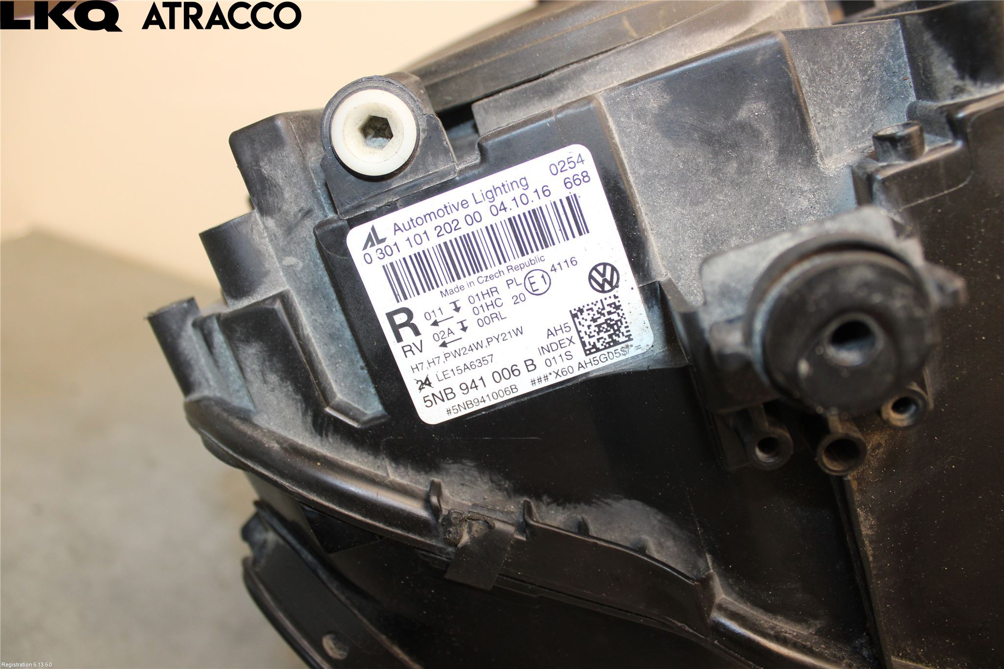Volkswagen VW TIGUAN 16-24 Frontlykt Høyre