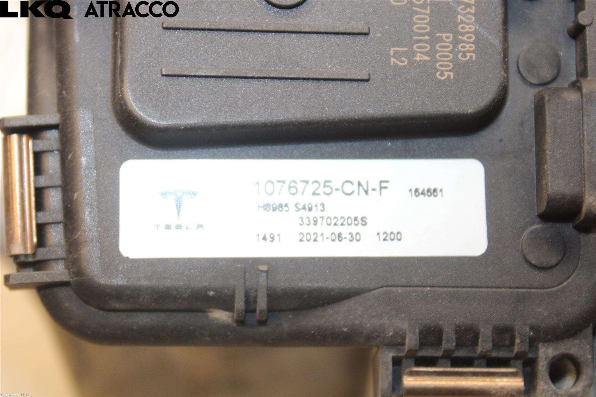 Tesla MODEL 3 17- Viskermotor Frontrute