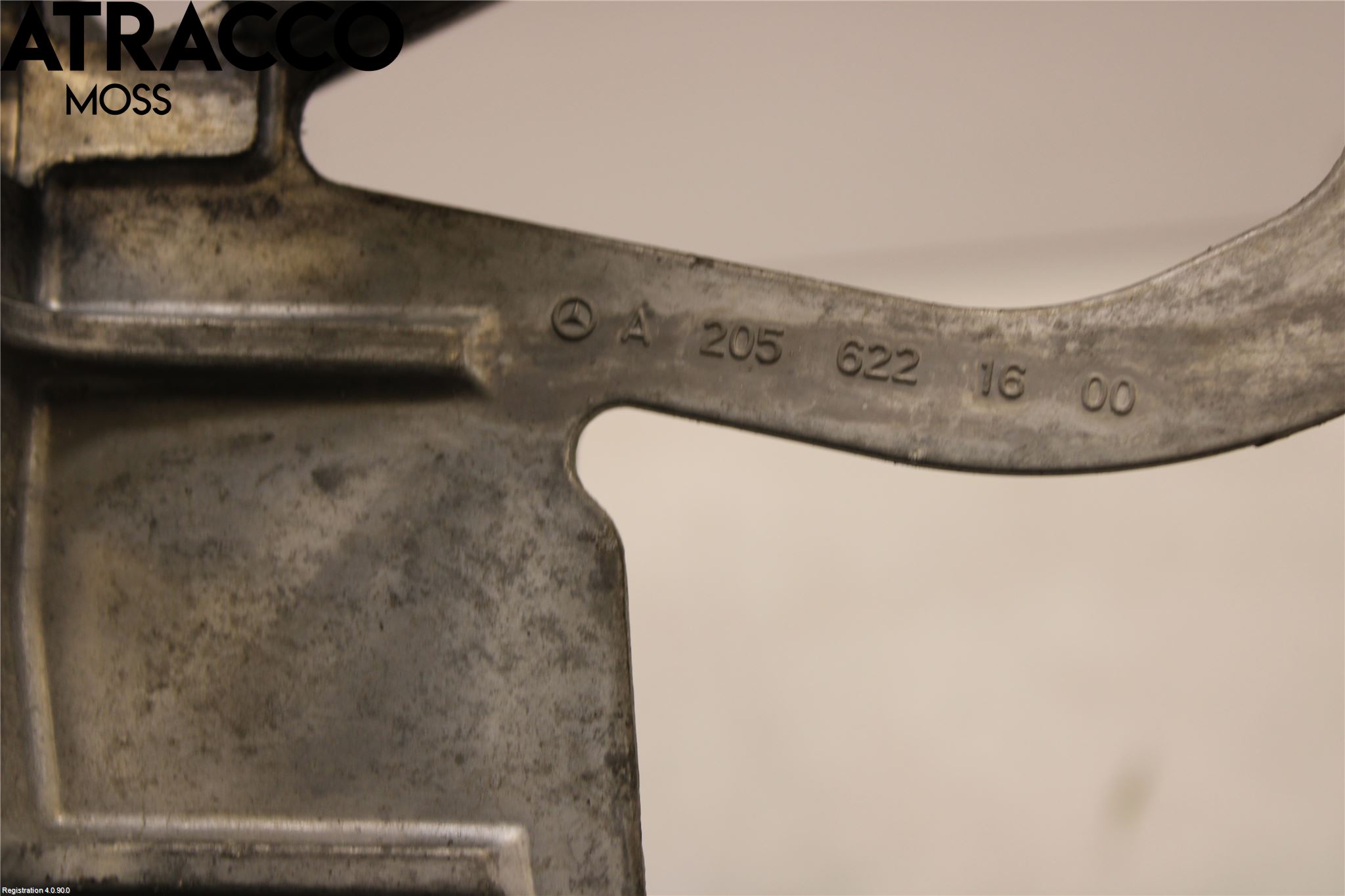 Mercedes-Benz MB C-KLASS (W205) 14-21 Frontlykt Holder-Feste