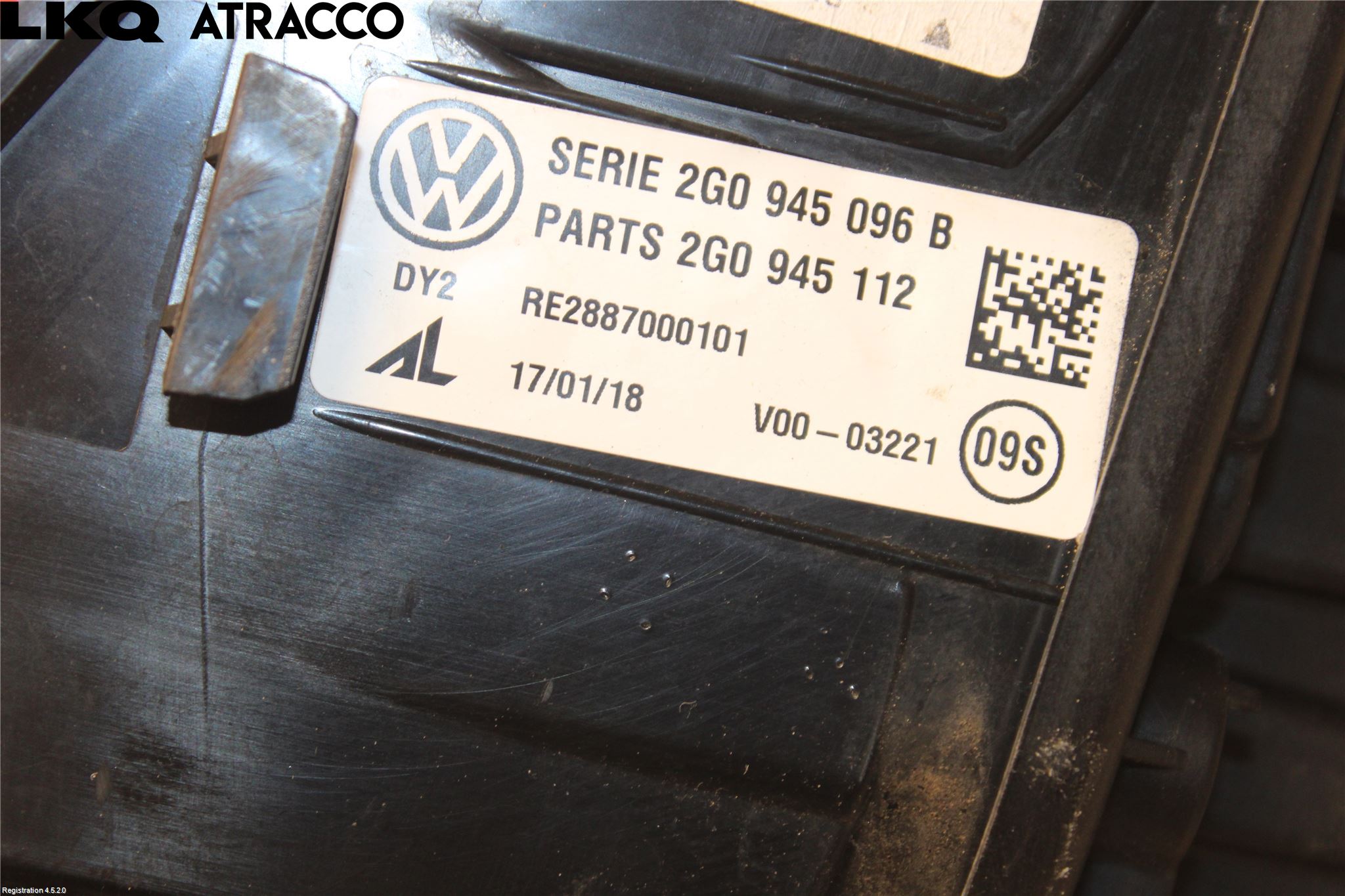 Volkswagen VW POLO VI 18->> Baklykt Høyre