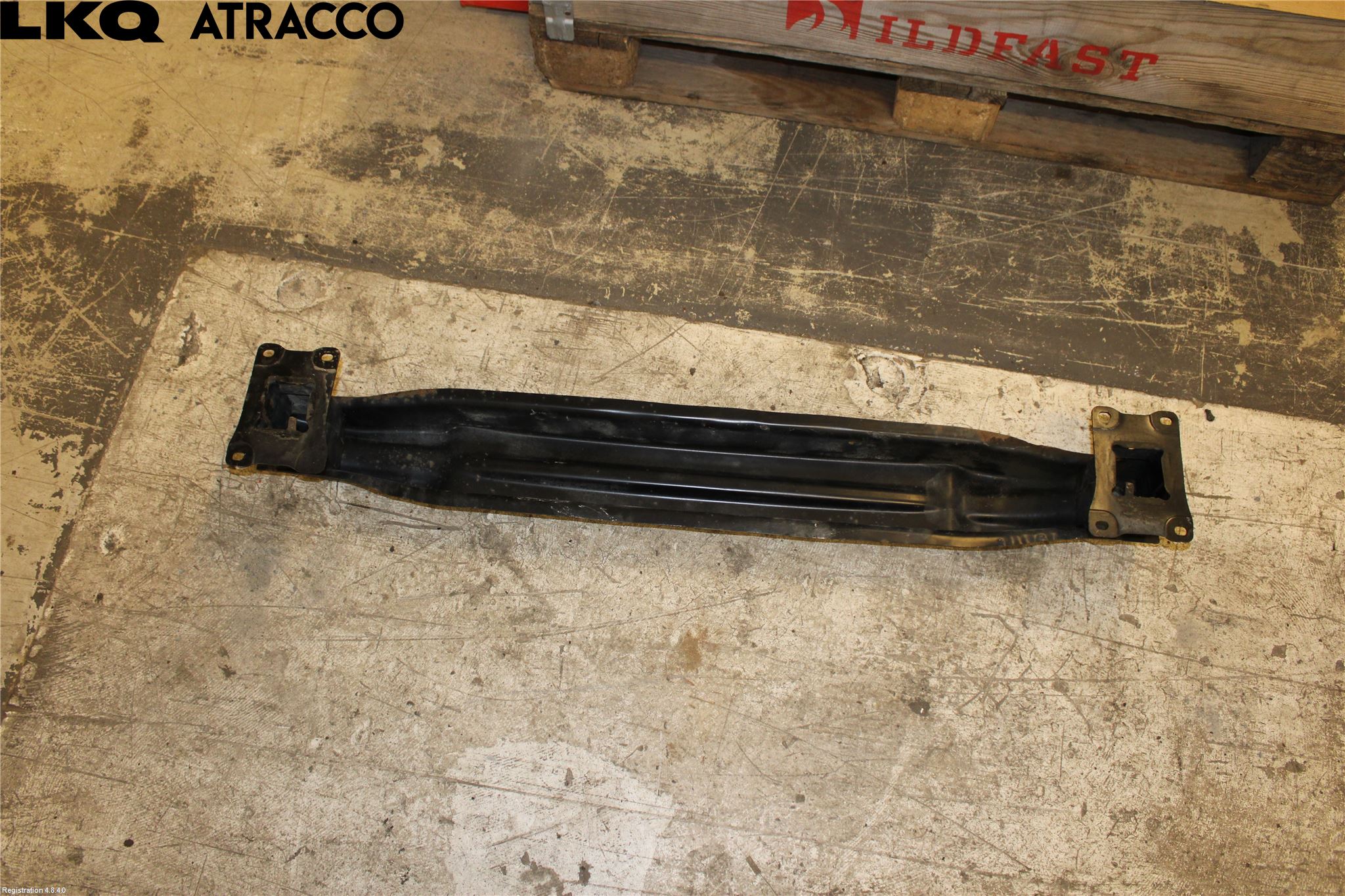 Volkswagen VW GOLF / E-GOLF VII 13-20 Støtfanger Bak Bjelke