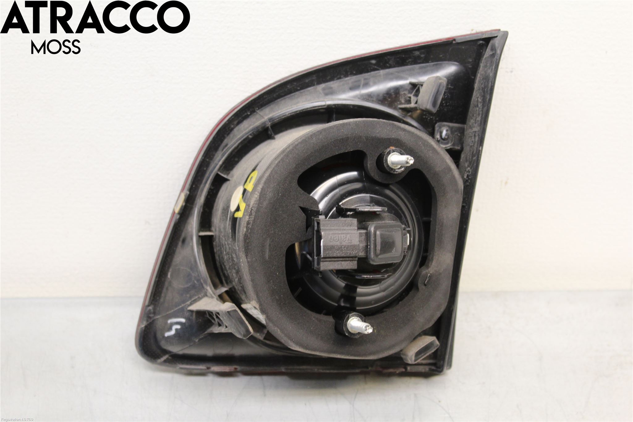 Volkswagen VW GOLF PLUS/CROSS GOLF 04-14 Baklykt Venstre  På Luke(Indre