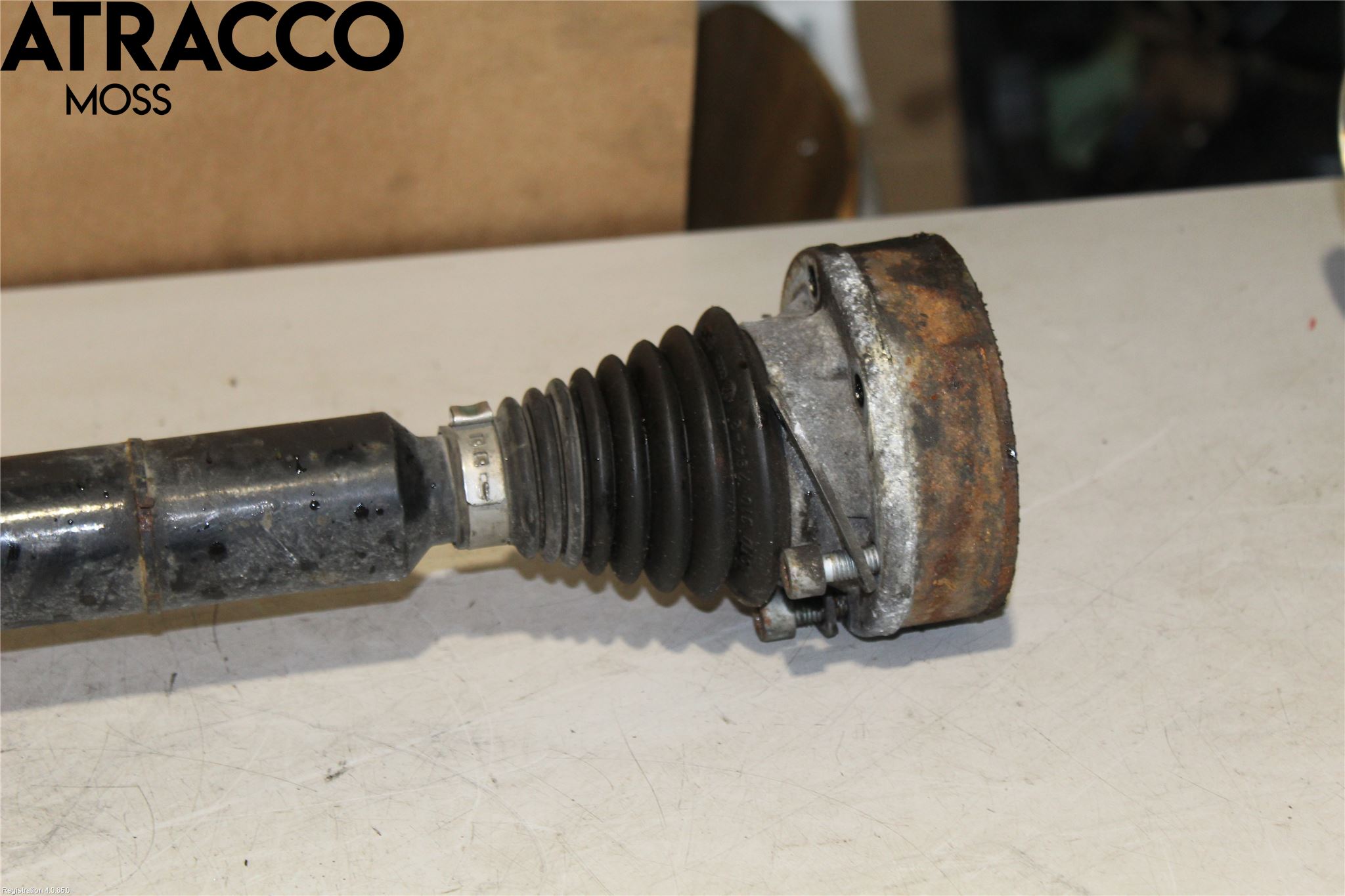 Volkswagen VW GOLF VI 09-13 Drivaksel Foran Kompl Høyre