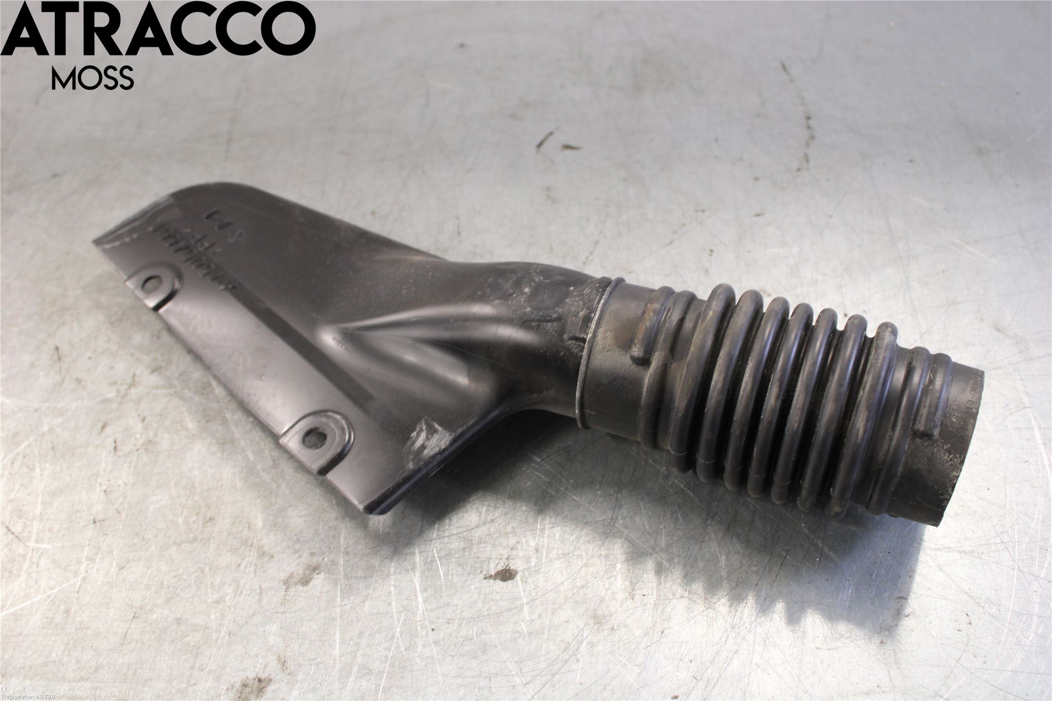 Mitsubishi OUTLANDER 13-21 Luftstyring Front