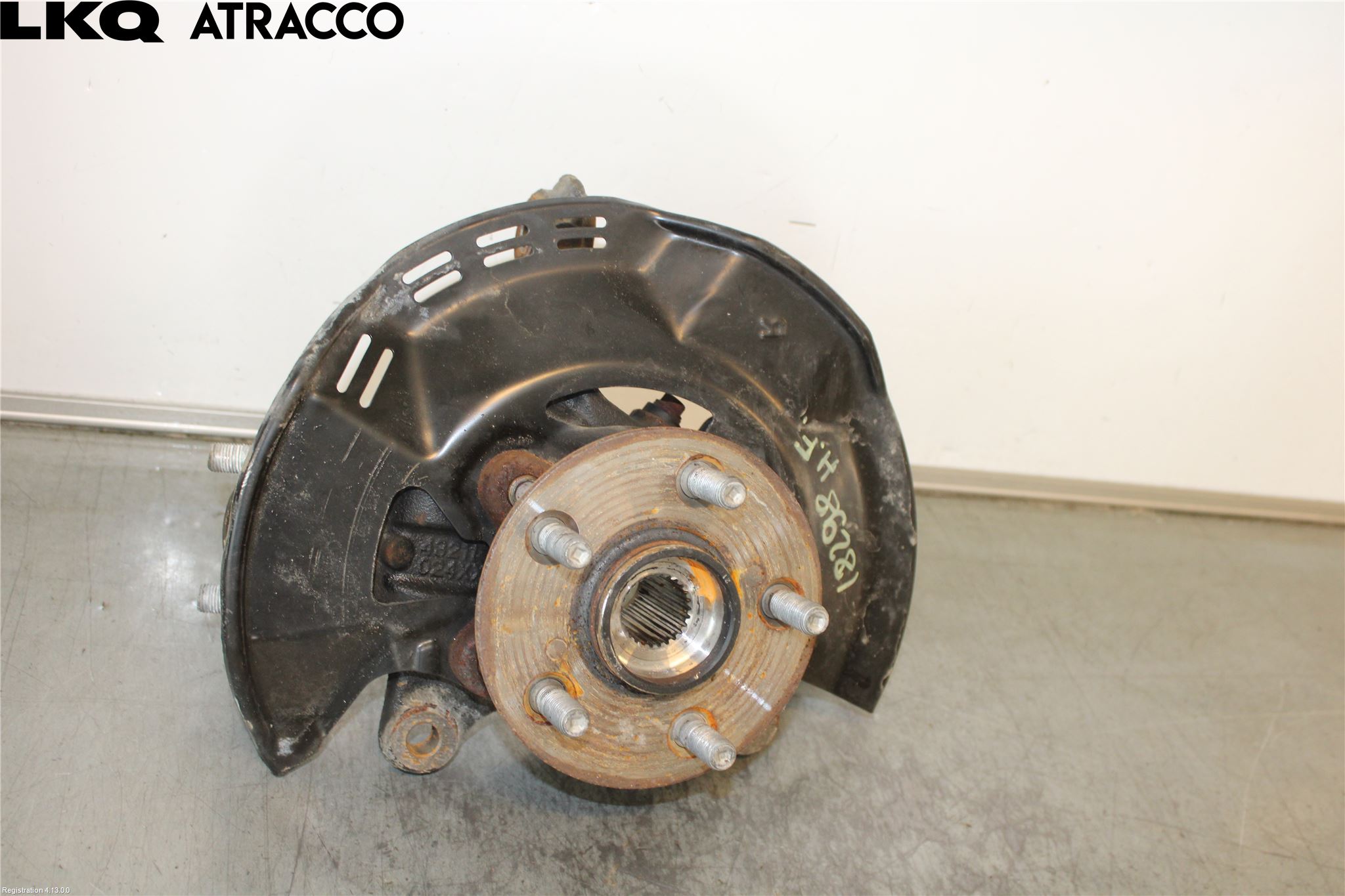 Toyota YARIS XP21 20- Spindel Hf