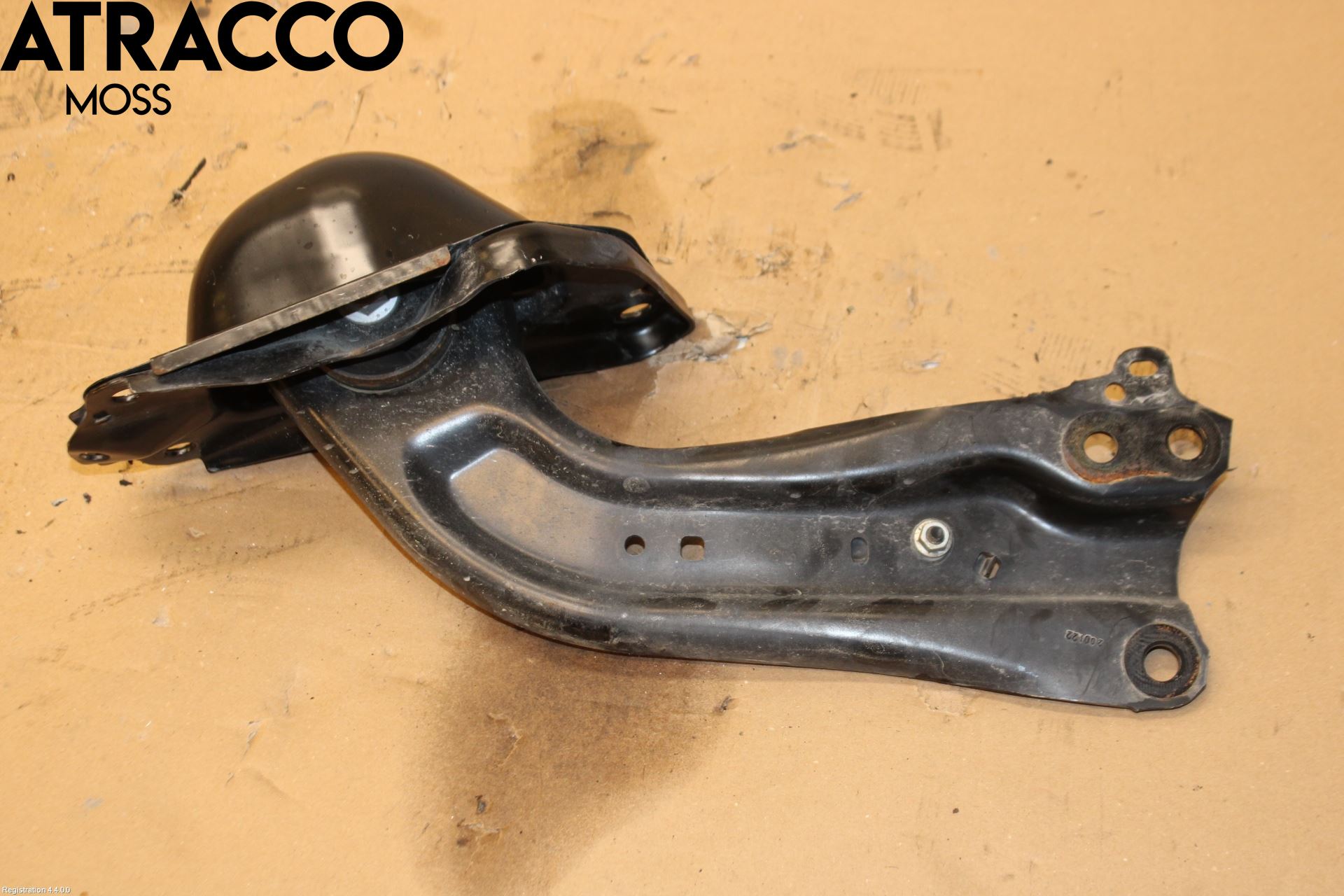 Toyota C-HR 16-23 Bærearm Bak Venstre