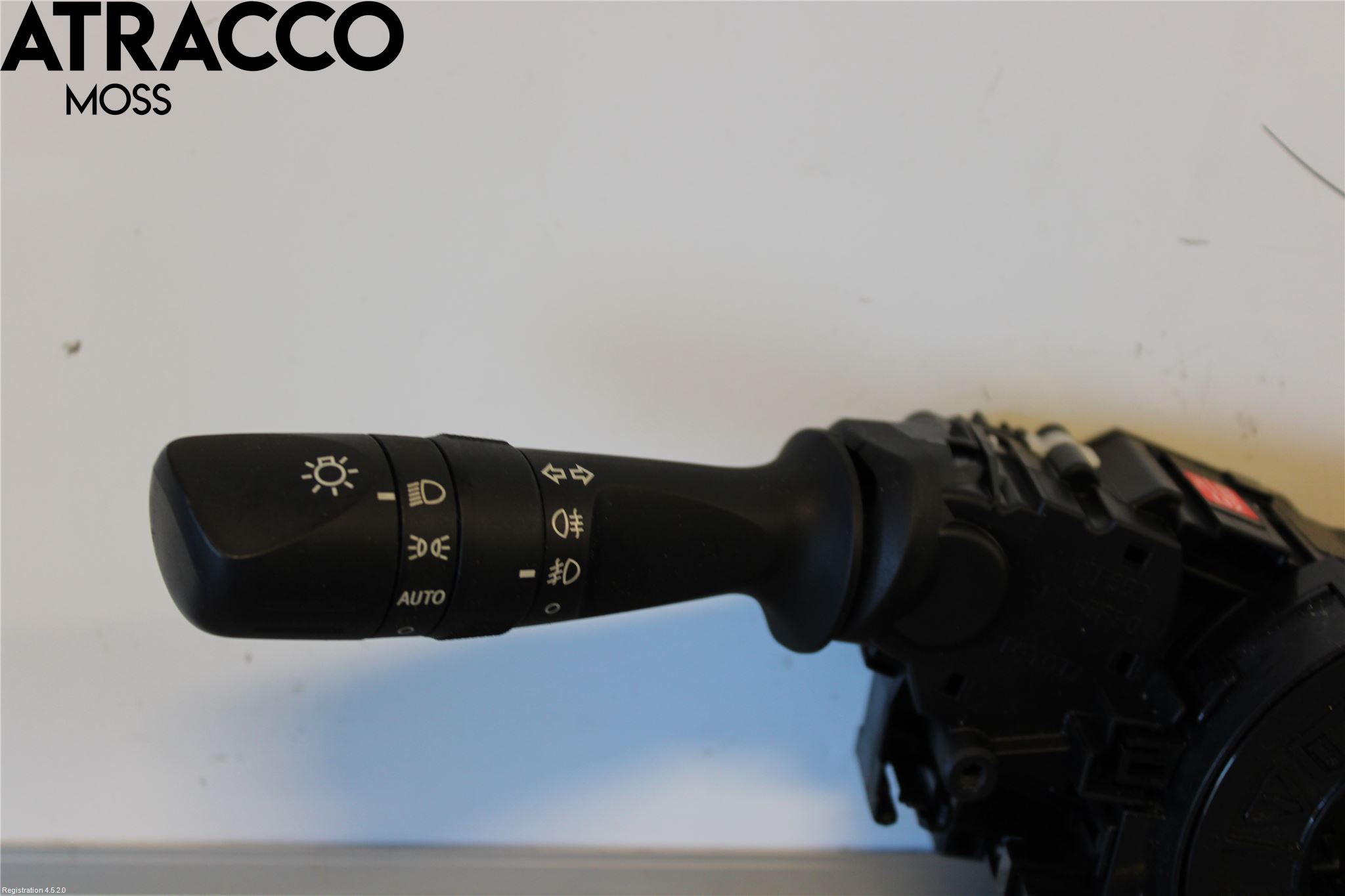 Toyota AURIS 13-19 Bryter Ratt Kombi H Og V