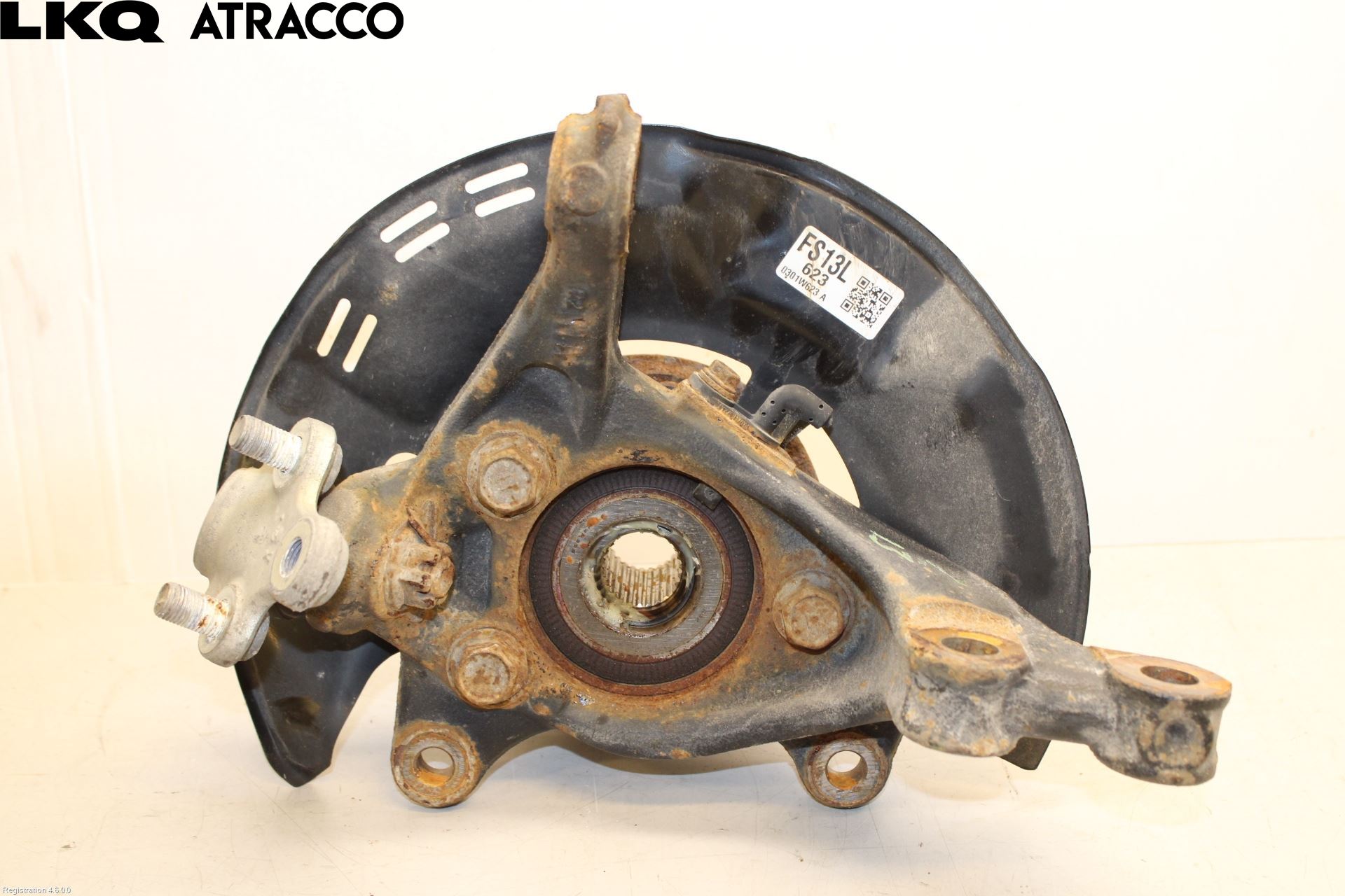 Toyota YARIS XP21 20- Spindel Vf