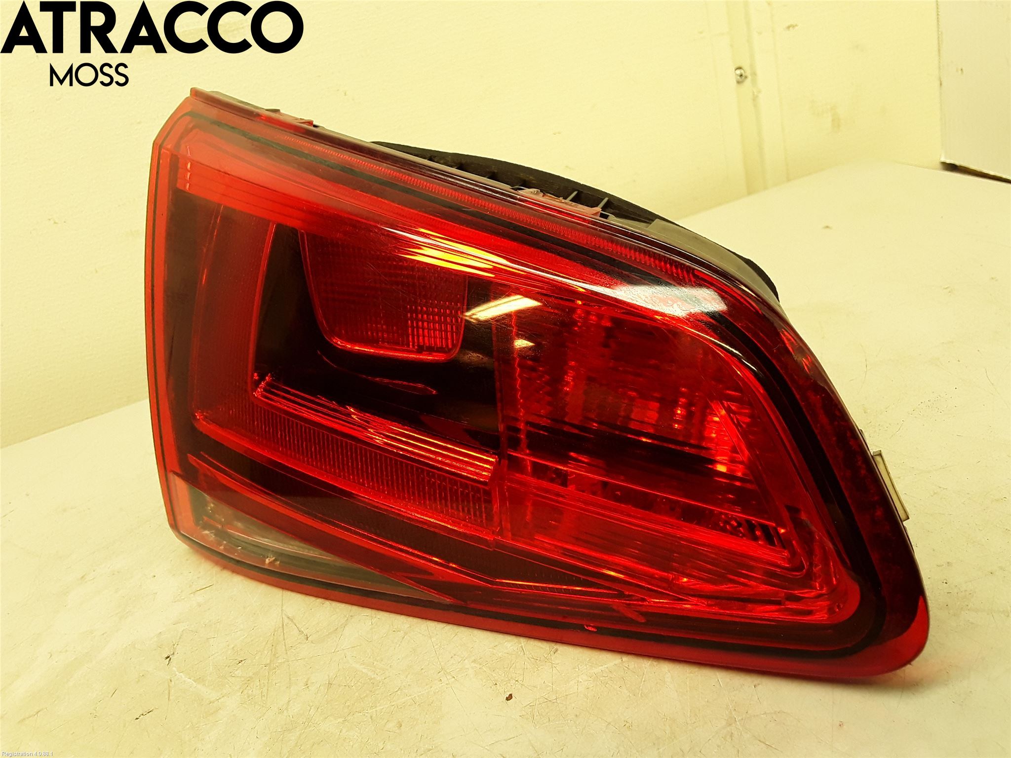 Volkswagen VW GOLF / E-GOLF VII 13-20 Baklykt Venstre  På Luke(Indre