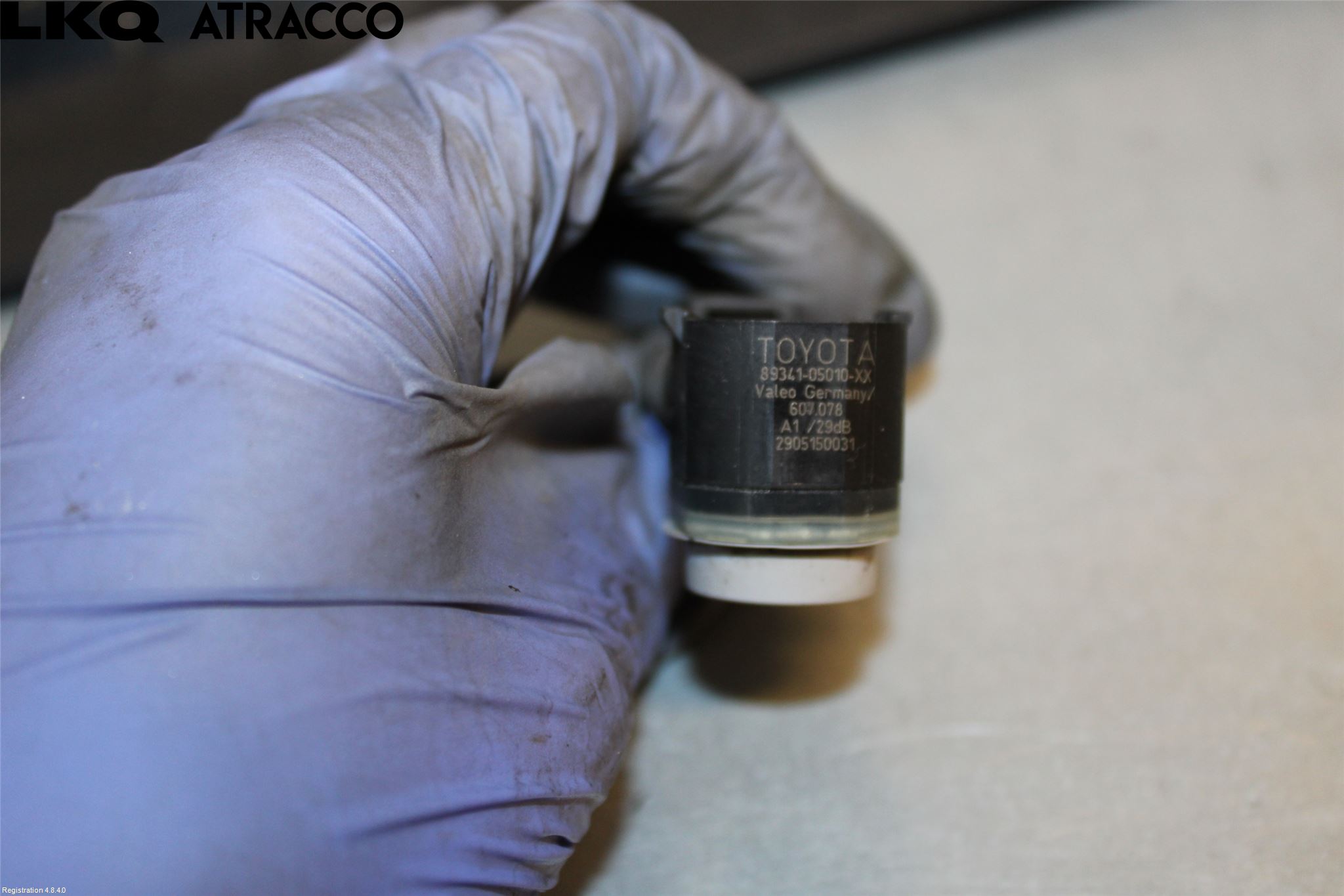 Toyota AURIS 13-19 Sensor Parkering Front