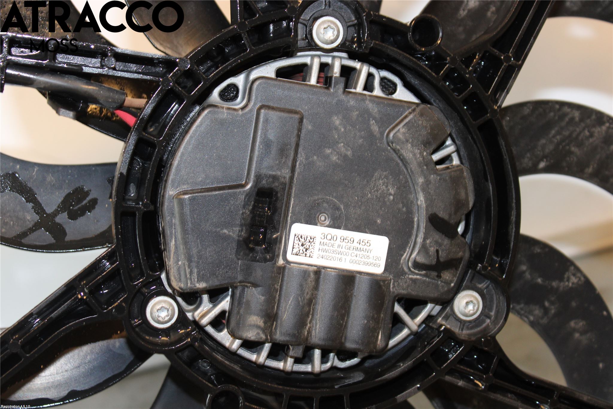 Skoda SUPERB 16-24 Kjølevifte Elektrisk