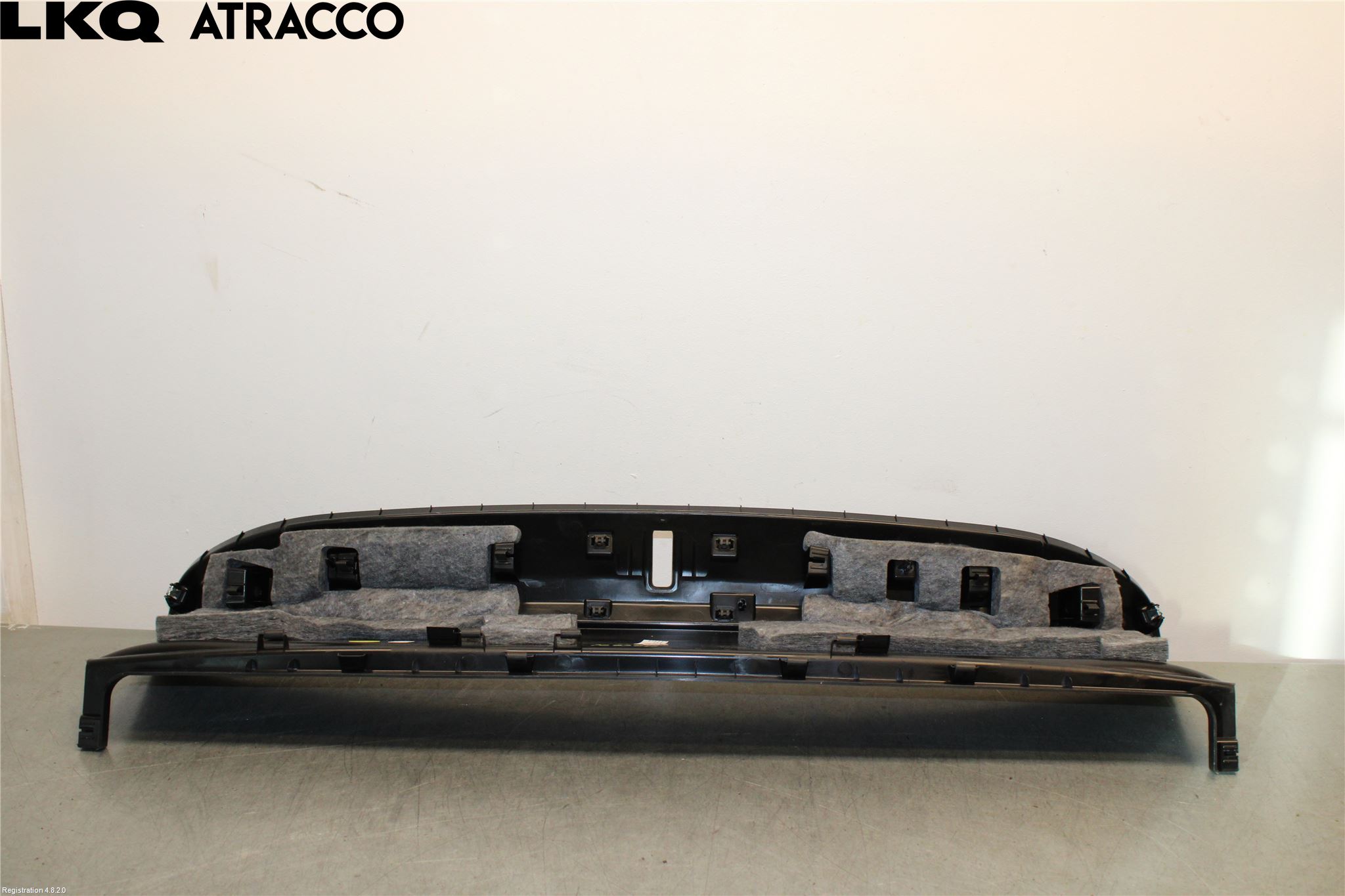 Porsche TAYCAN 20- Innr Bakluketrekk