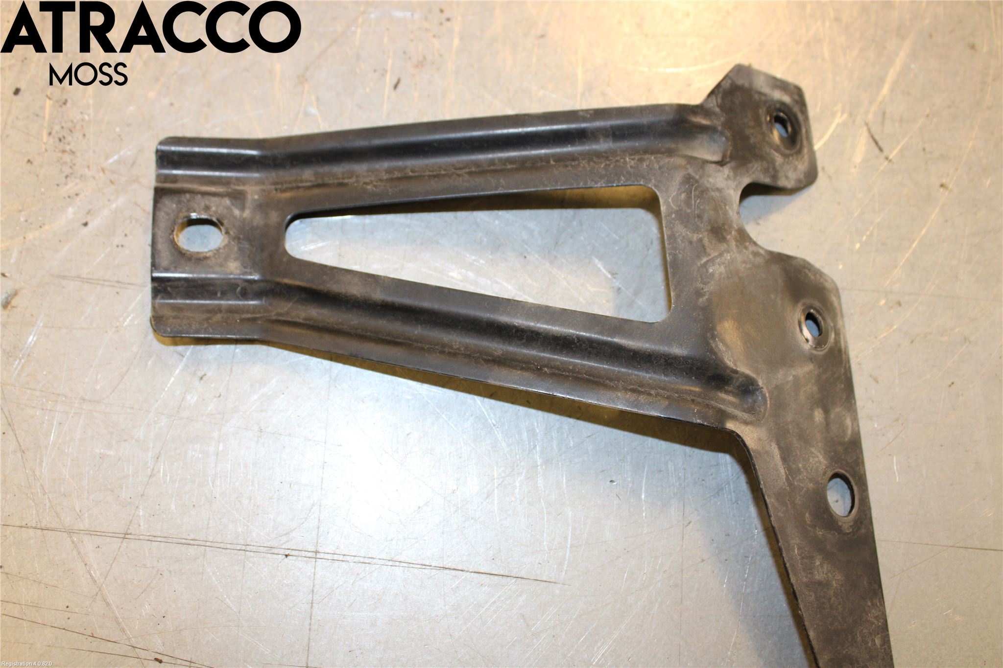 Skoda SUPERB 09-15 Panserlåsplate-Bjelke