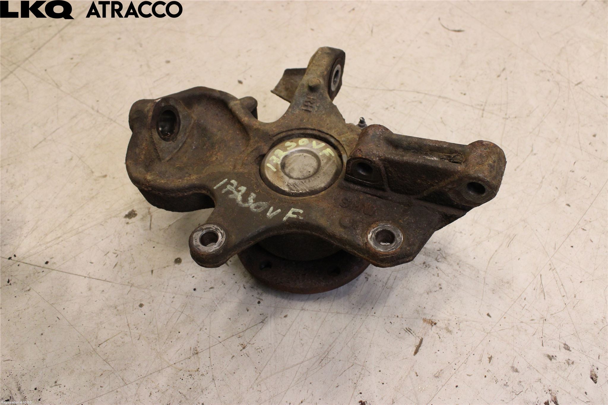 Mercedes-Benz MB SPRINTER (W906) 06-18 Spindel Vf