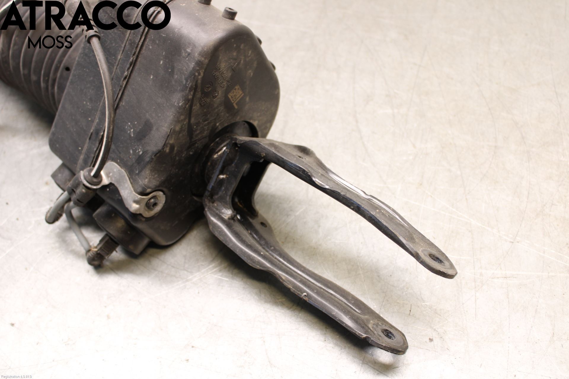 Porsche TAYCAN 20- Fjærbein Foran Venstre