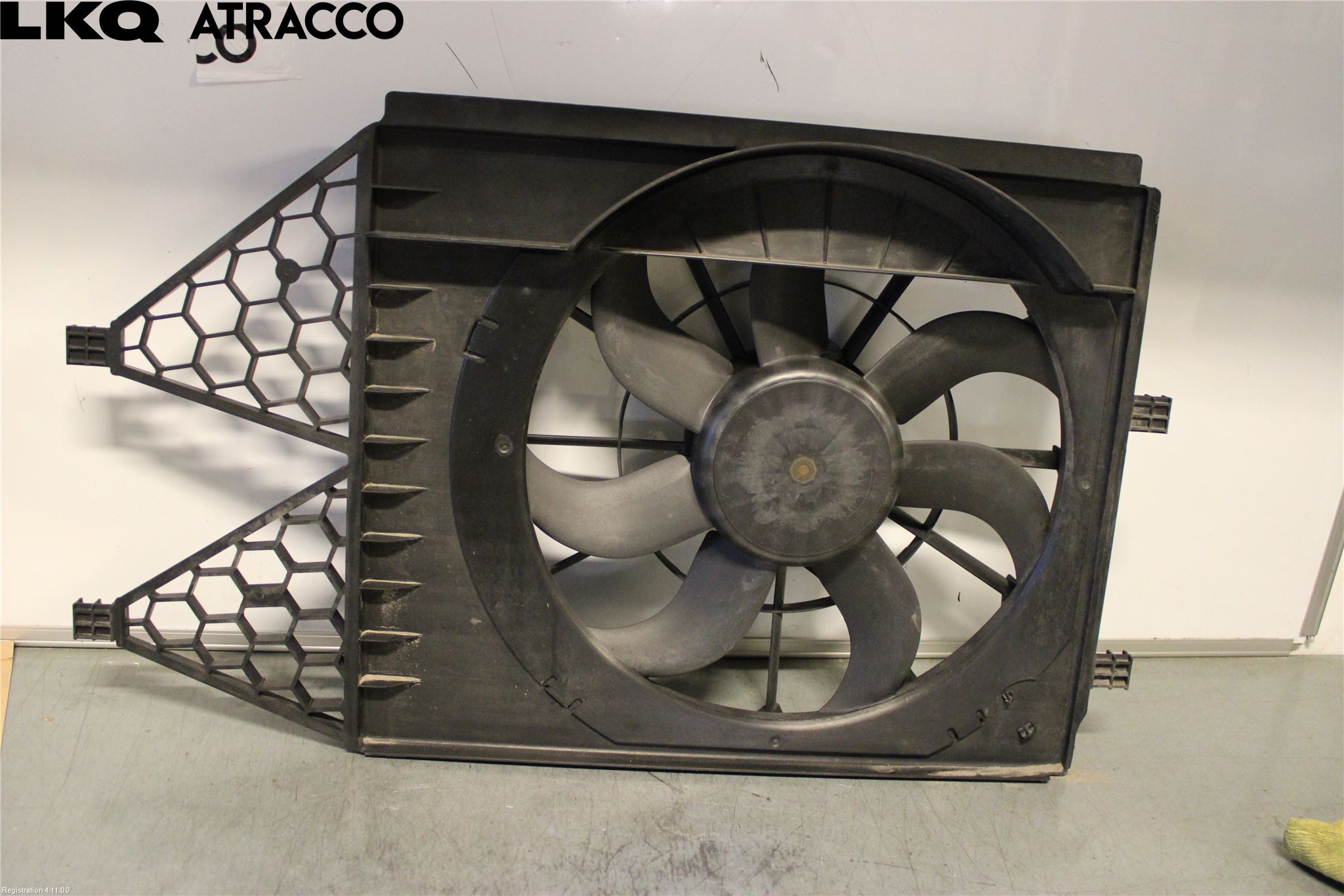 Volkswagen VW POLO 10-17 Kjølevifte Elektrisk