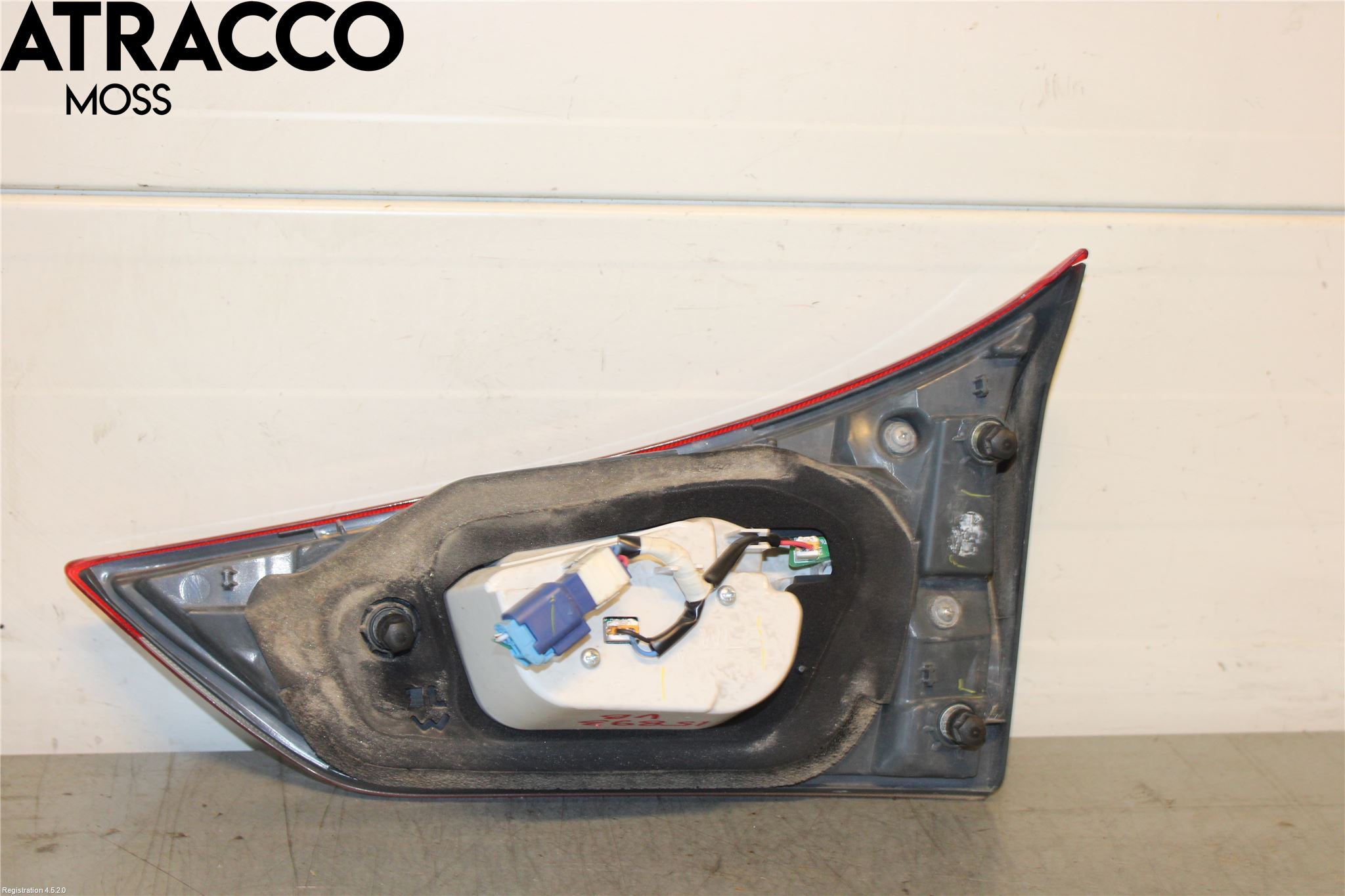 Toyota AURIS 13-19 Baklykt Venstre  På Luke(Indre