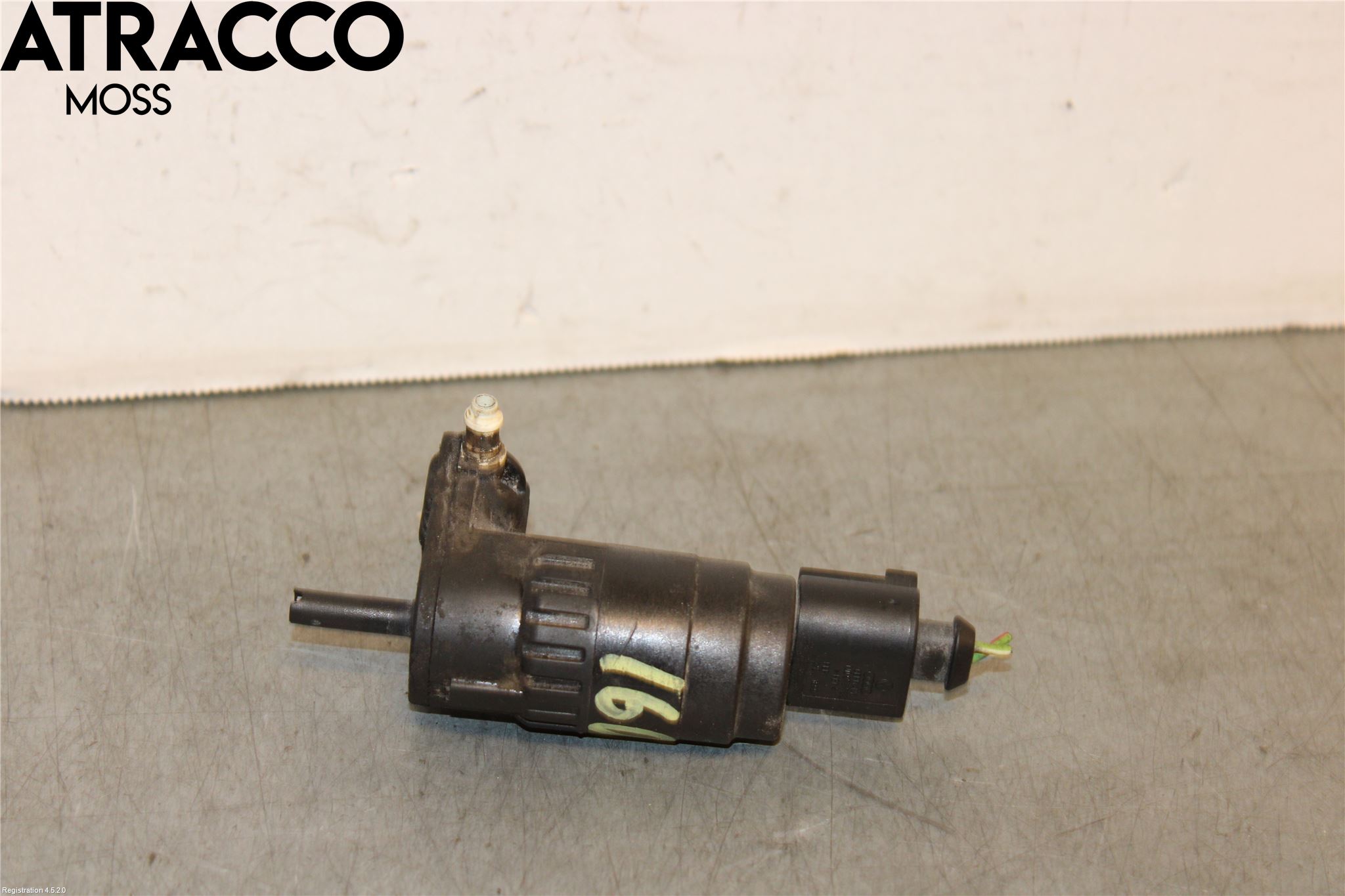 Volkswagen VW GOLF VI 09-13 Spylerpumpe Frontrute