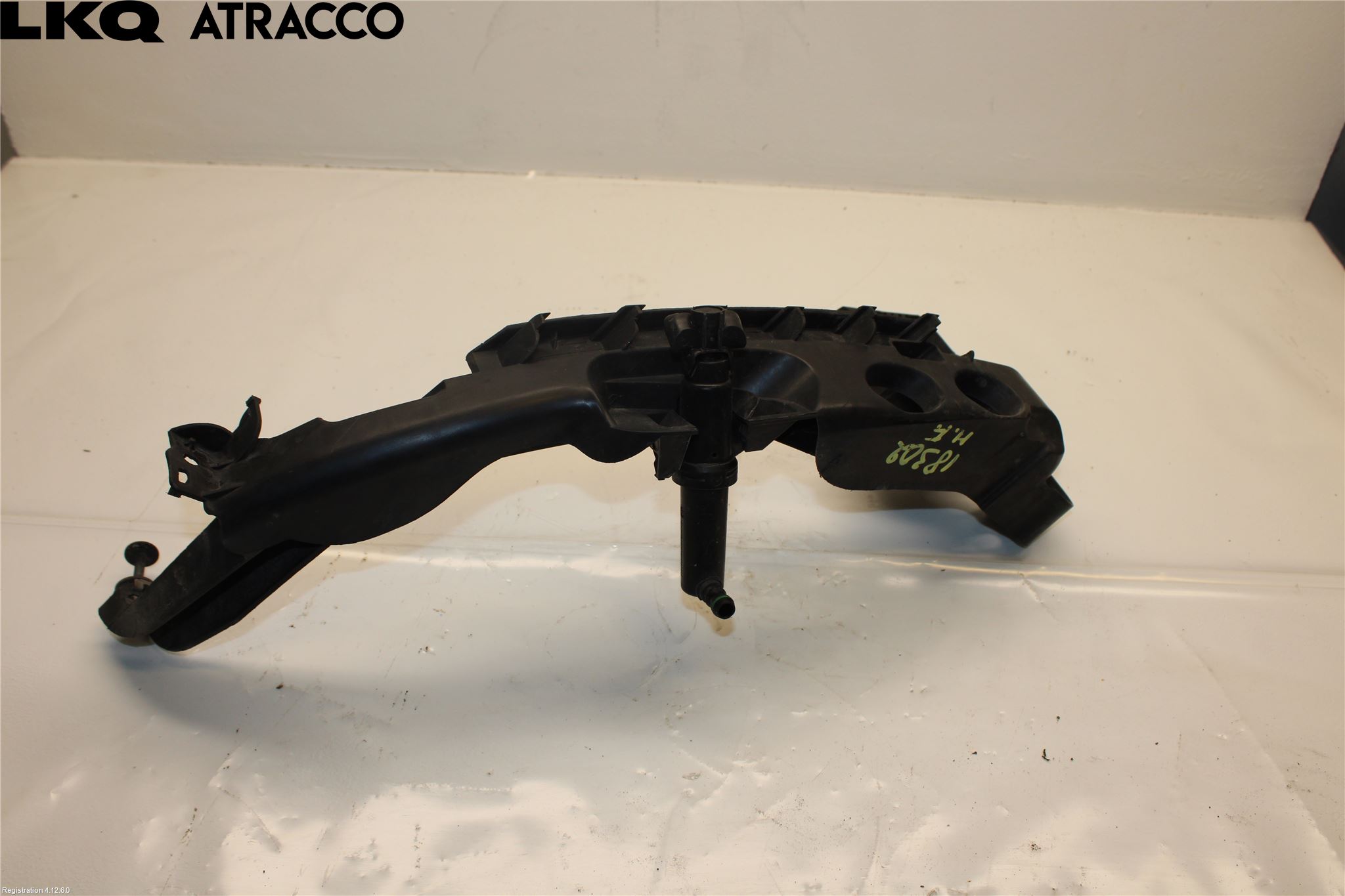 Audi A3/S3 05-13 Frontlykt Holder-Feste
