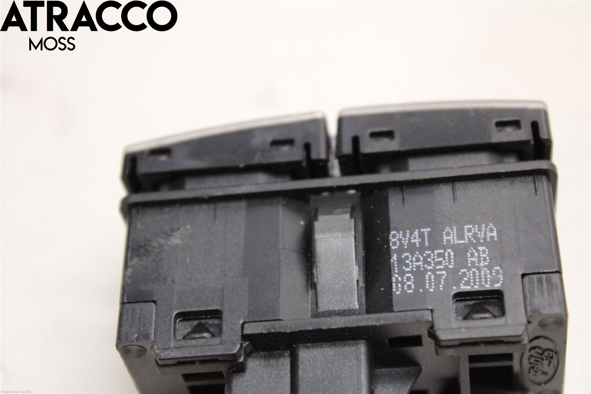 Ford KUGA 08-12 Bryter Varsel (Nødblink)