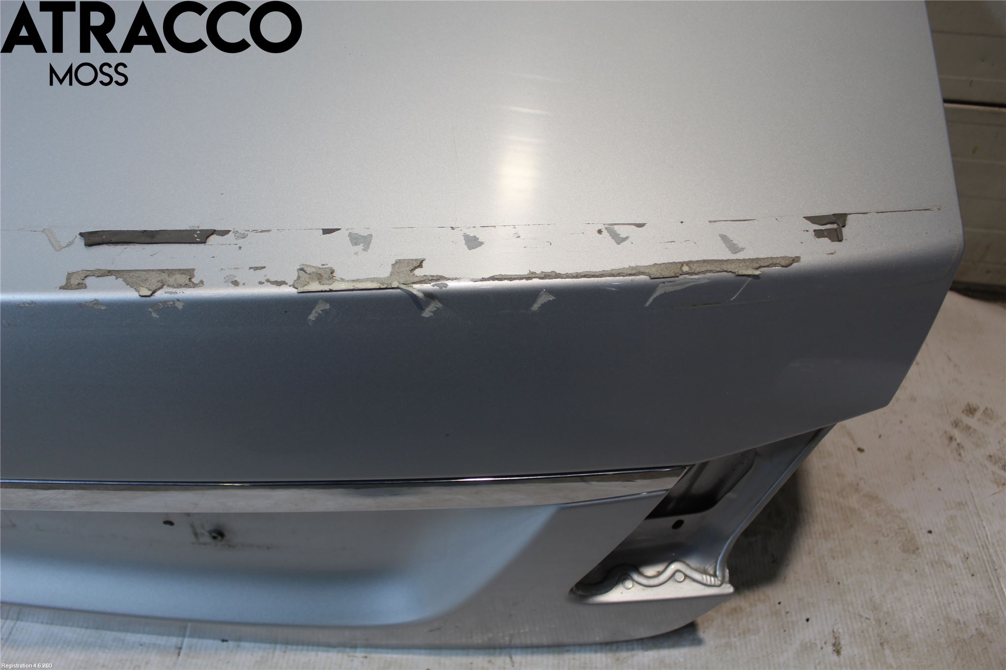 Mercedes-Benz MB E-KLASS (W212) 09-16 Bakluke Koffertlokk