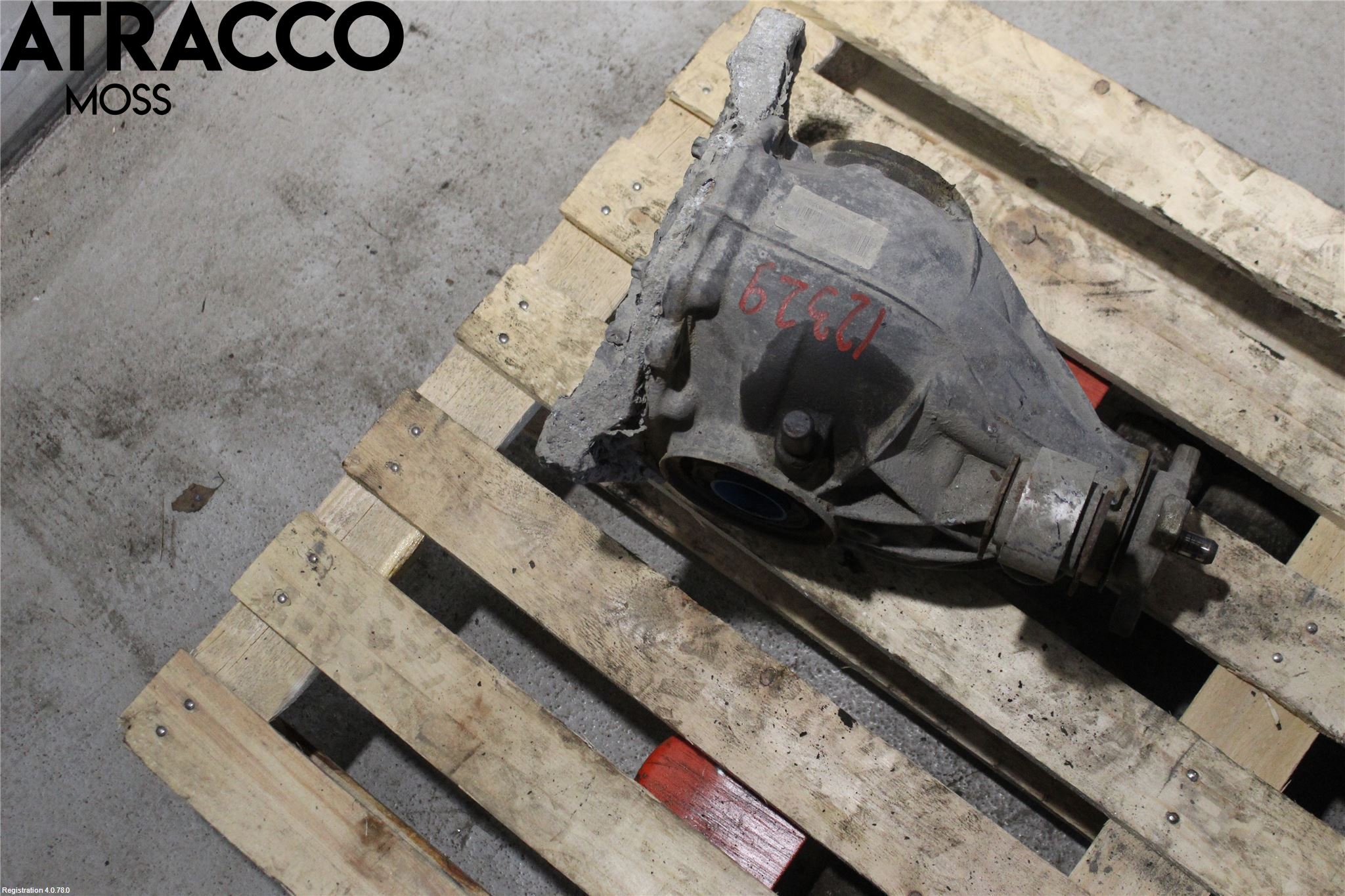 Mercedes-Benz MB E-KLASS (W212) 09-16 Bakaksel Kardang Bak -Diff