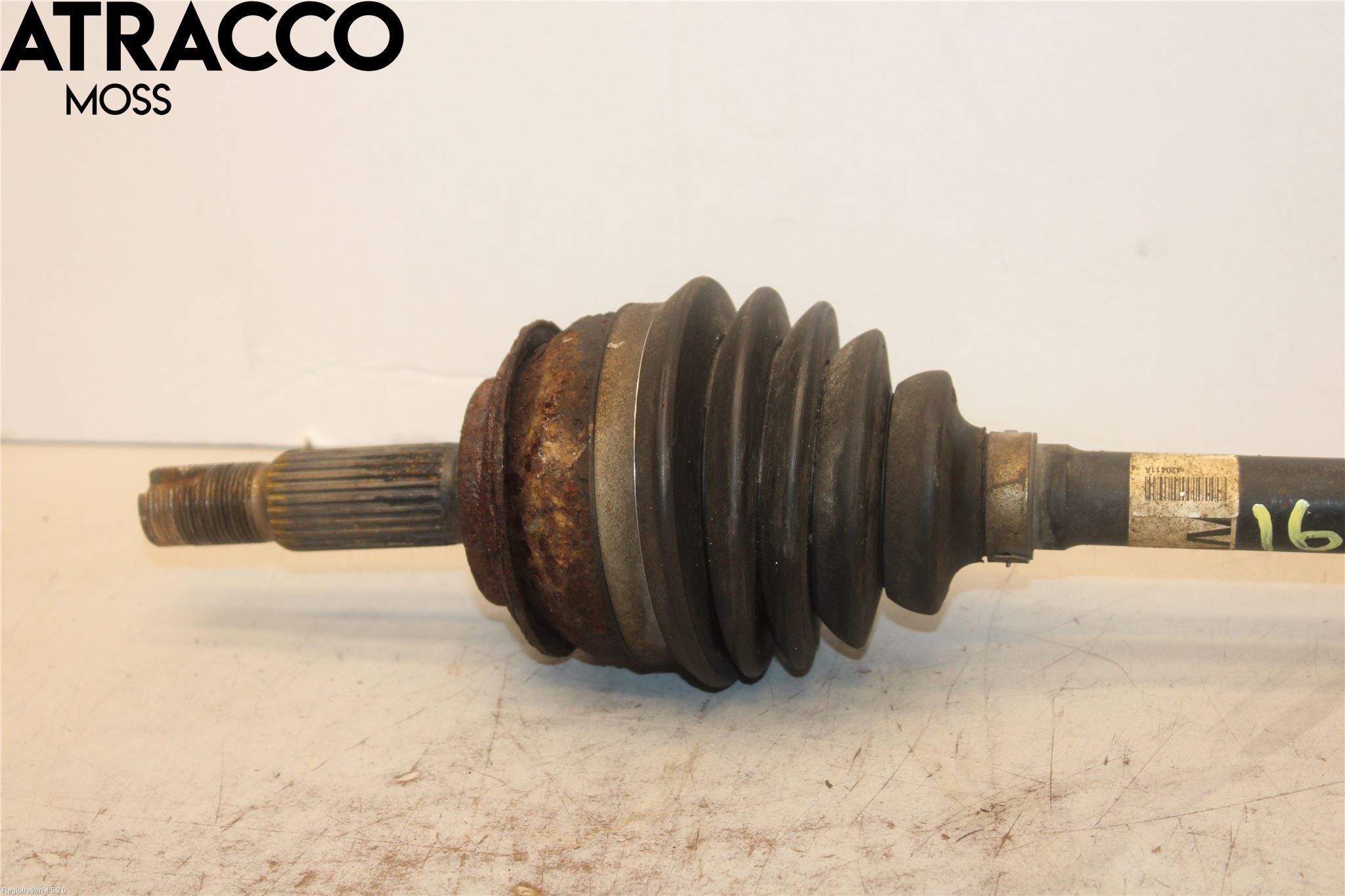 Toyota YARIS XP130 12-14 Drivaksel Foran Kompl Venstre