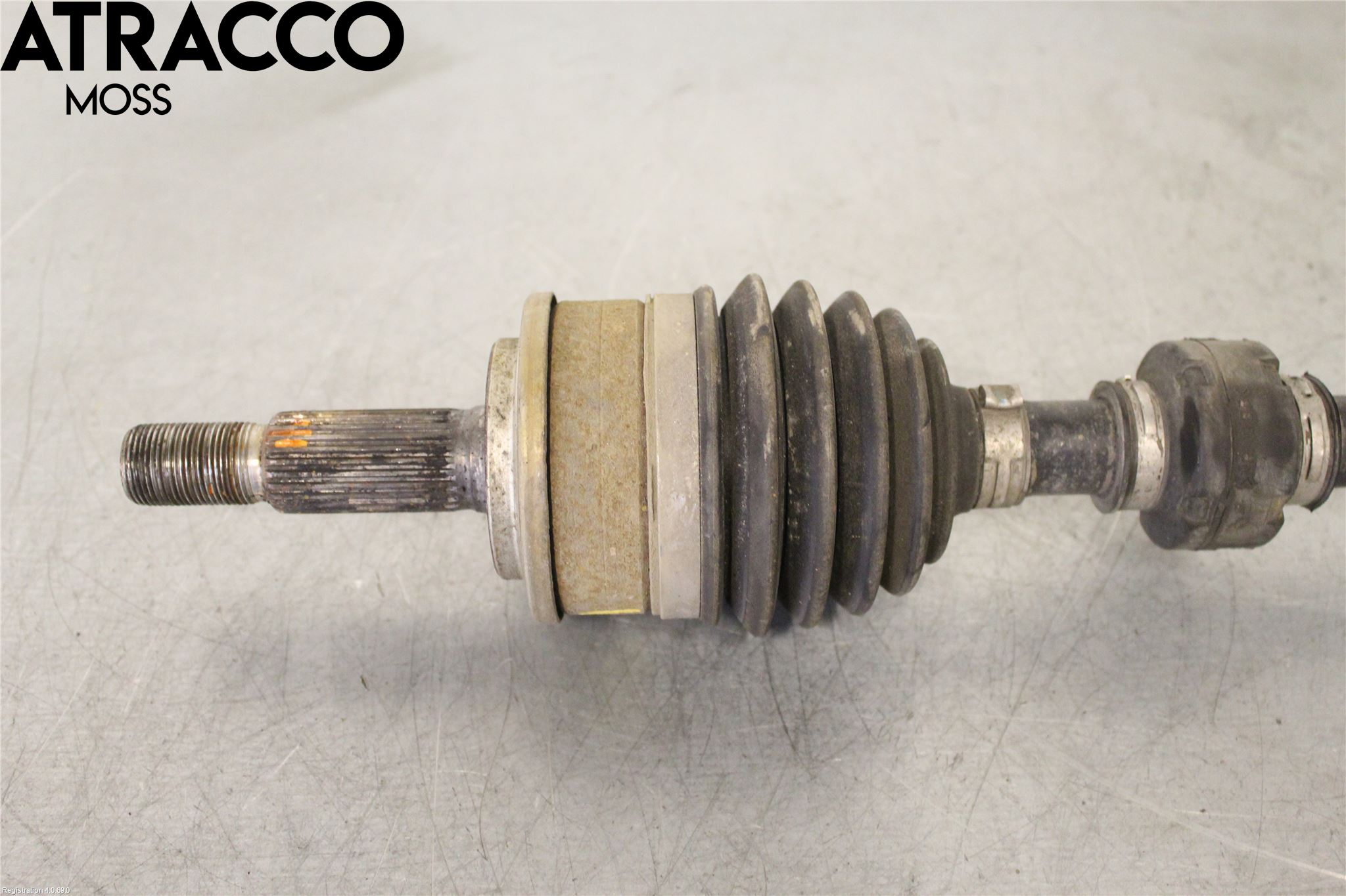 Toyota AURIS 13-19 Drivaksel Foran Kompl Venstre