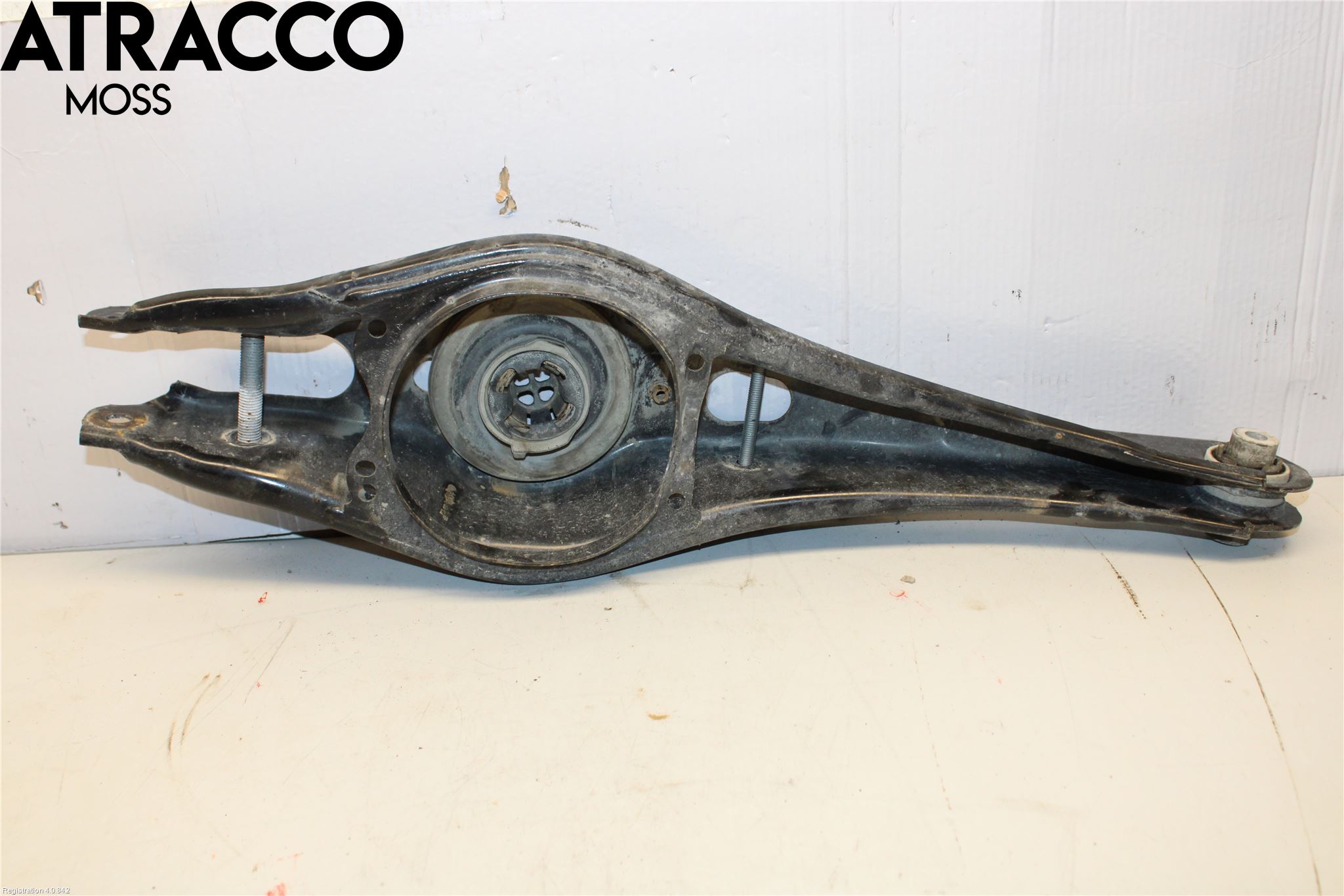 Skoda KODIAQ 17-24 Bærearm Bak Høyre