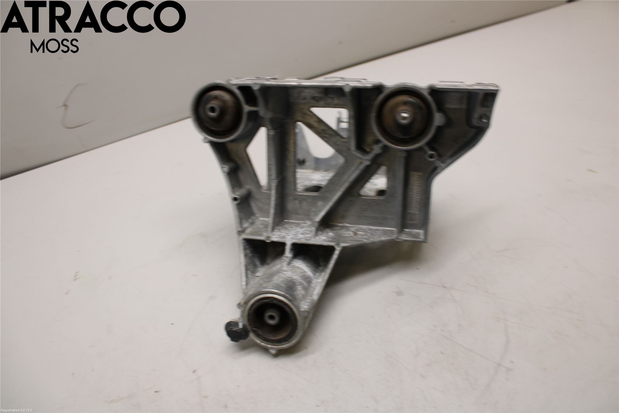 Tesla MODEL 3 17- Batterikasse - Feste - Holder