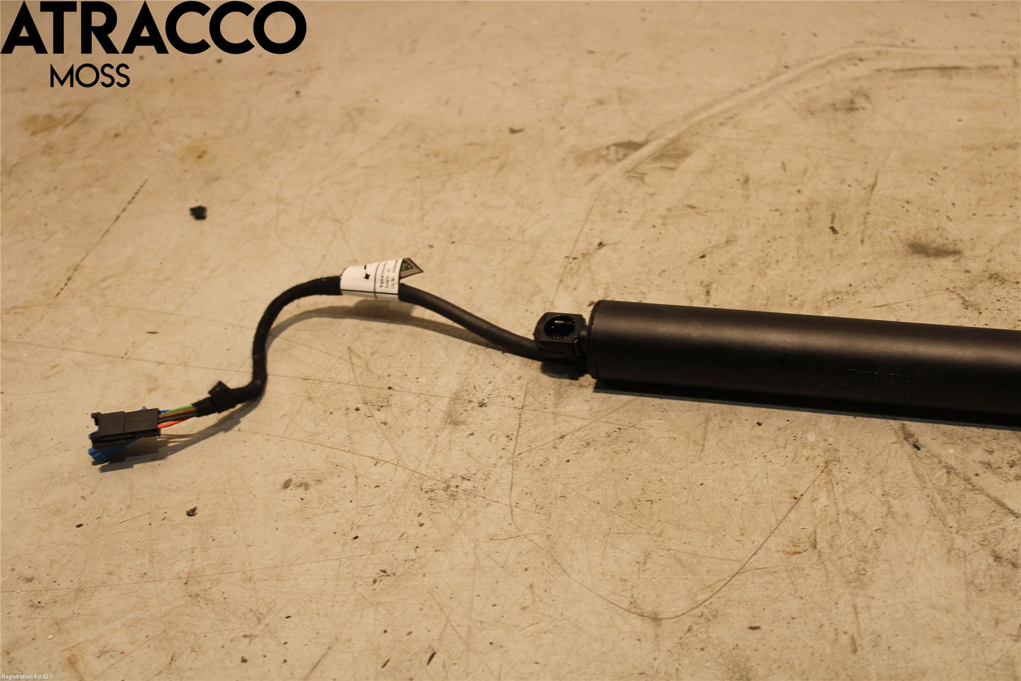 BMW 5 G30/G31/F90 17-23 Bakluke Demper-Gassfjær