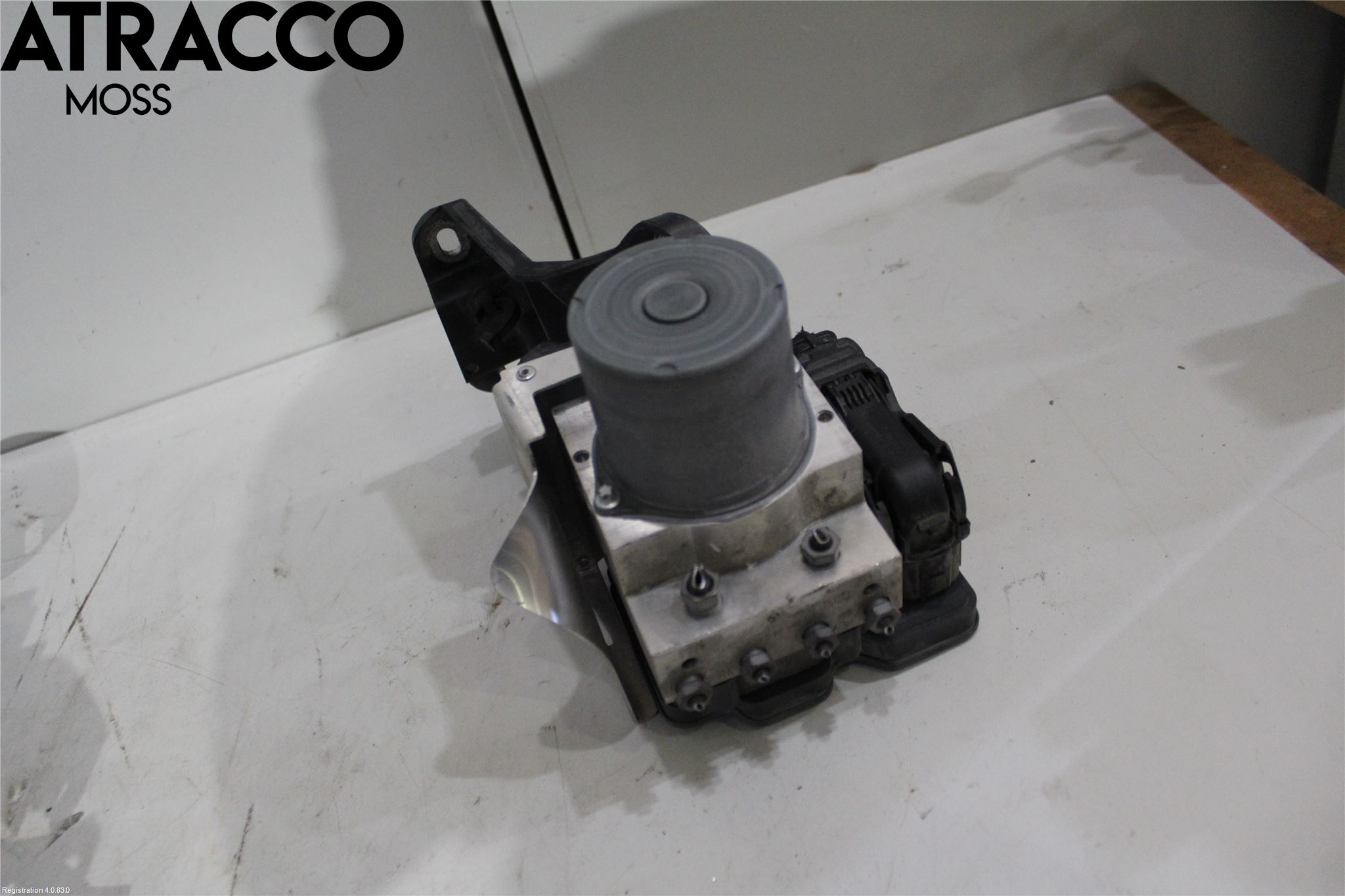 Mercedes-Benz MB E-KLASS (W212) 09-16 Abs Hydraulikkaggregat