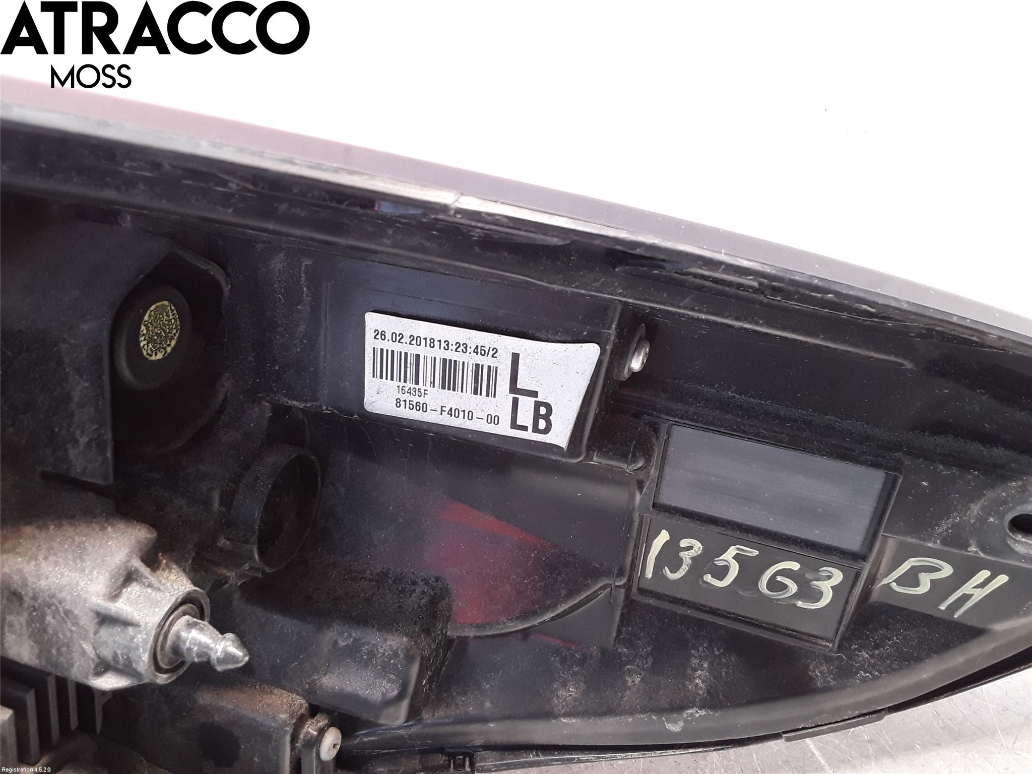 Toyota C-HR 16-23 Baklykt Venstre